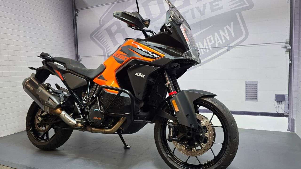 2022 KTM 1290 SUPER ADVENTURE S 2022 KTM 1290 SUPER ADVENTURE S