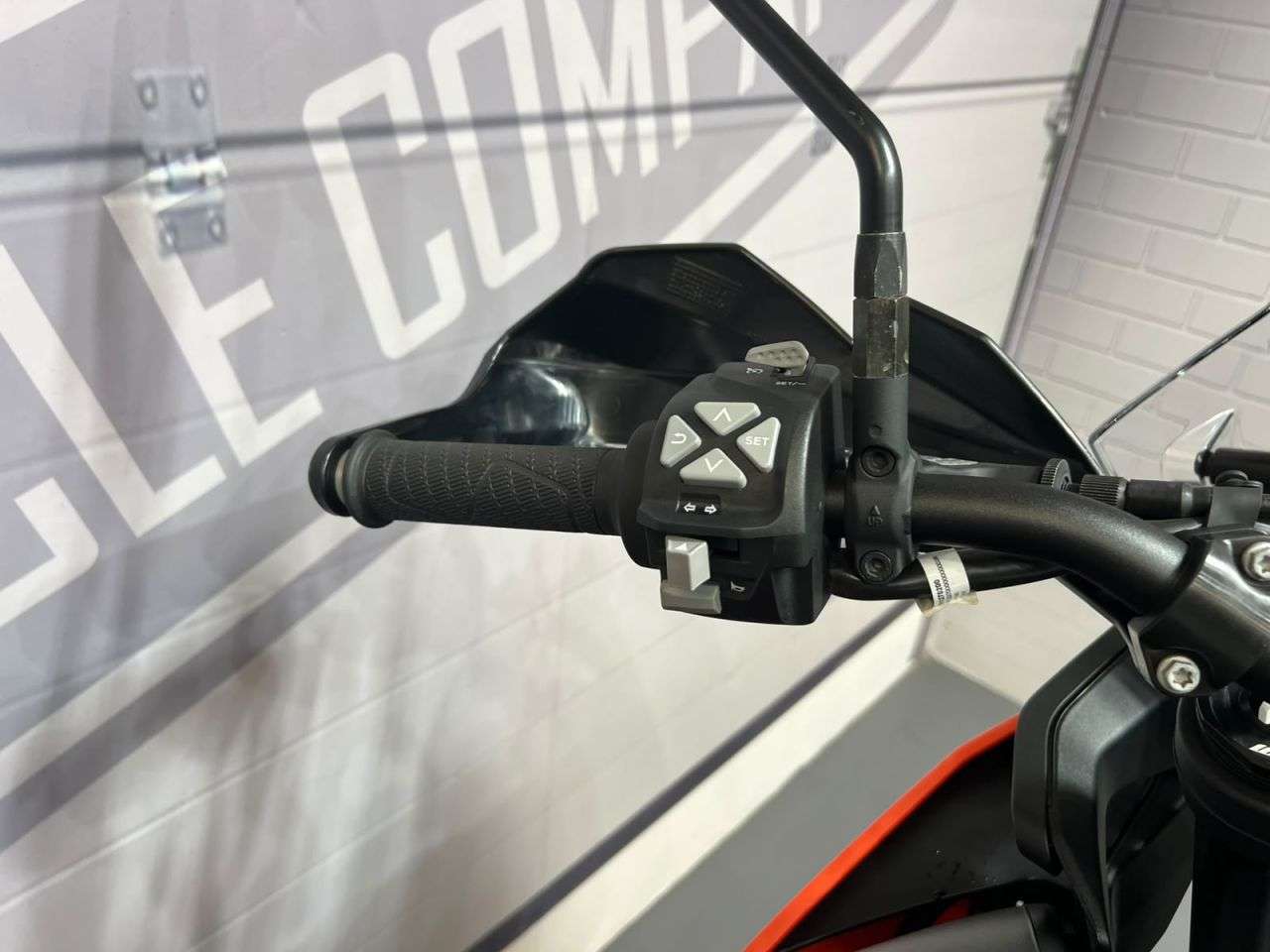 2024 KTM 890 ADVENTURE 2024 KTM 890 ADVENTURE