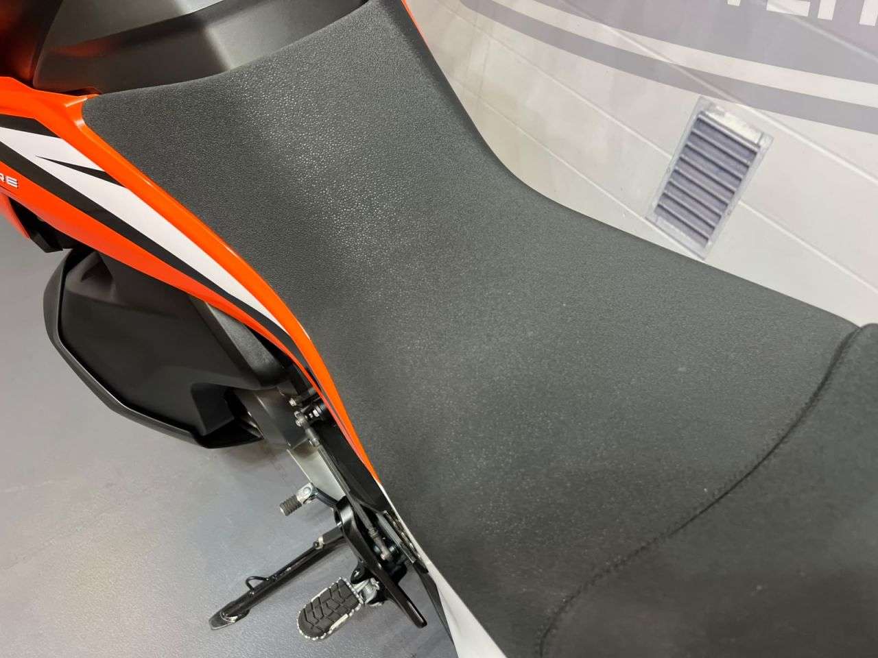 2024 KTM 890 ADVENTURE 2024 KTM 890 ADVENTURE