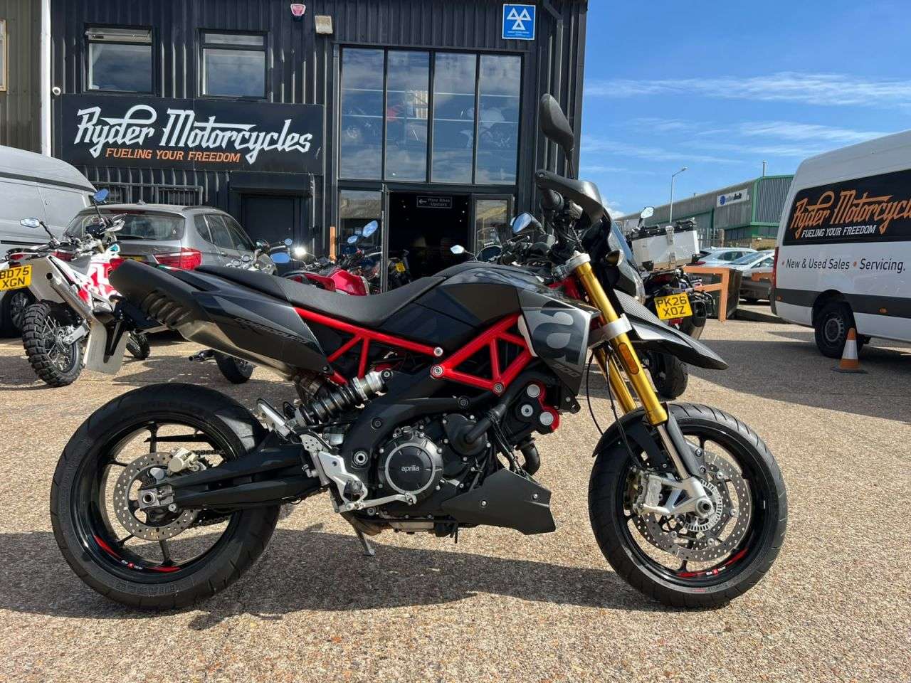 A 2018 APRILIA DORSODURO 900 - BUY ONLINE 24 HRS A DAY - FINANCE AVAILABLE - ALL TYPES OF CREDIT ACCEPTE A 2018 APRILIA DORSODURO 900 - BUY ONLINE 24 HRS A DAY - FINANCE AVAILABLE - ALL TYPES OF CREDIT ACCEPTE