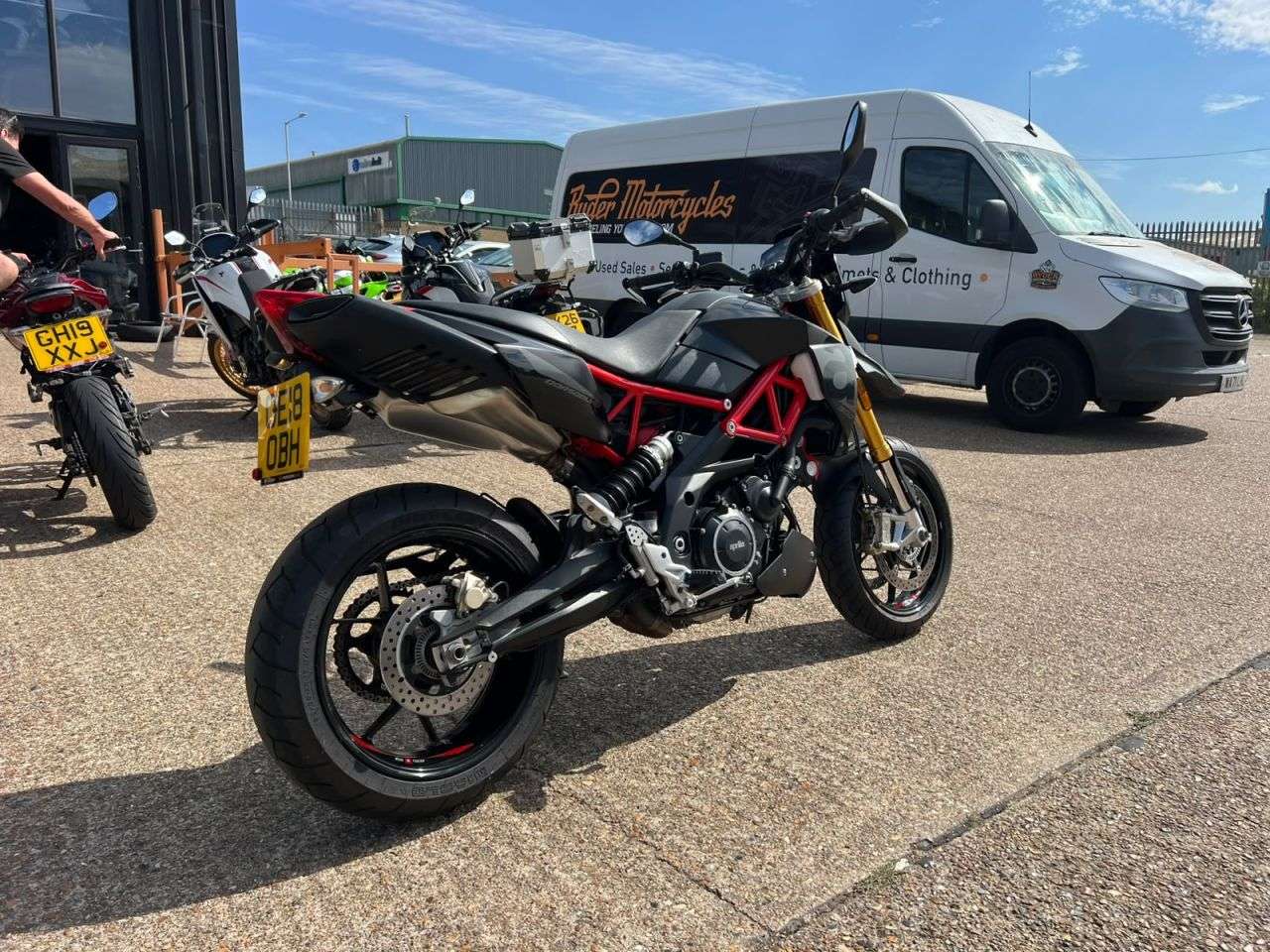 A 2018 APRILIA DORSODURO 900 - BUY ONLINE 24 HRS A DAY - FINANCE AVAILABLE - ALL TYPES OF CREDIT ACCEPTE A 2018 APRILIA DORSODURO 900 - BUY ONLINE 24 HRS A DAY - FINANCE AVAILABLE - ALL TYPES OF CREDIT ACCEPTE