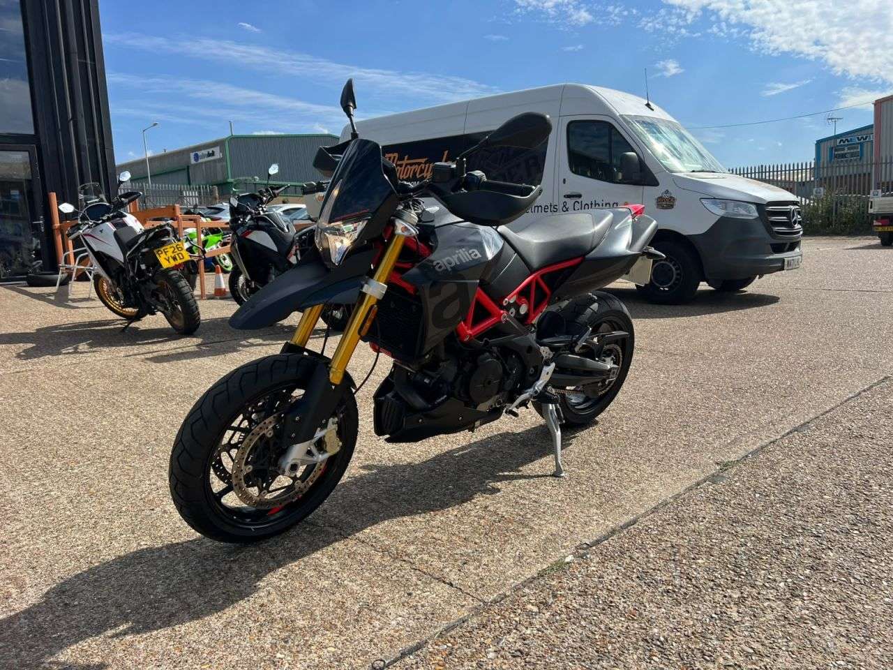 2018 APRILIA DORSODURO 900 2018 APRILIA DORSODURO 900