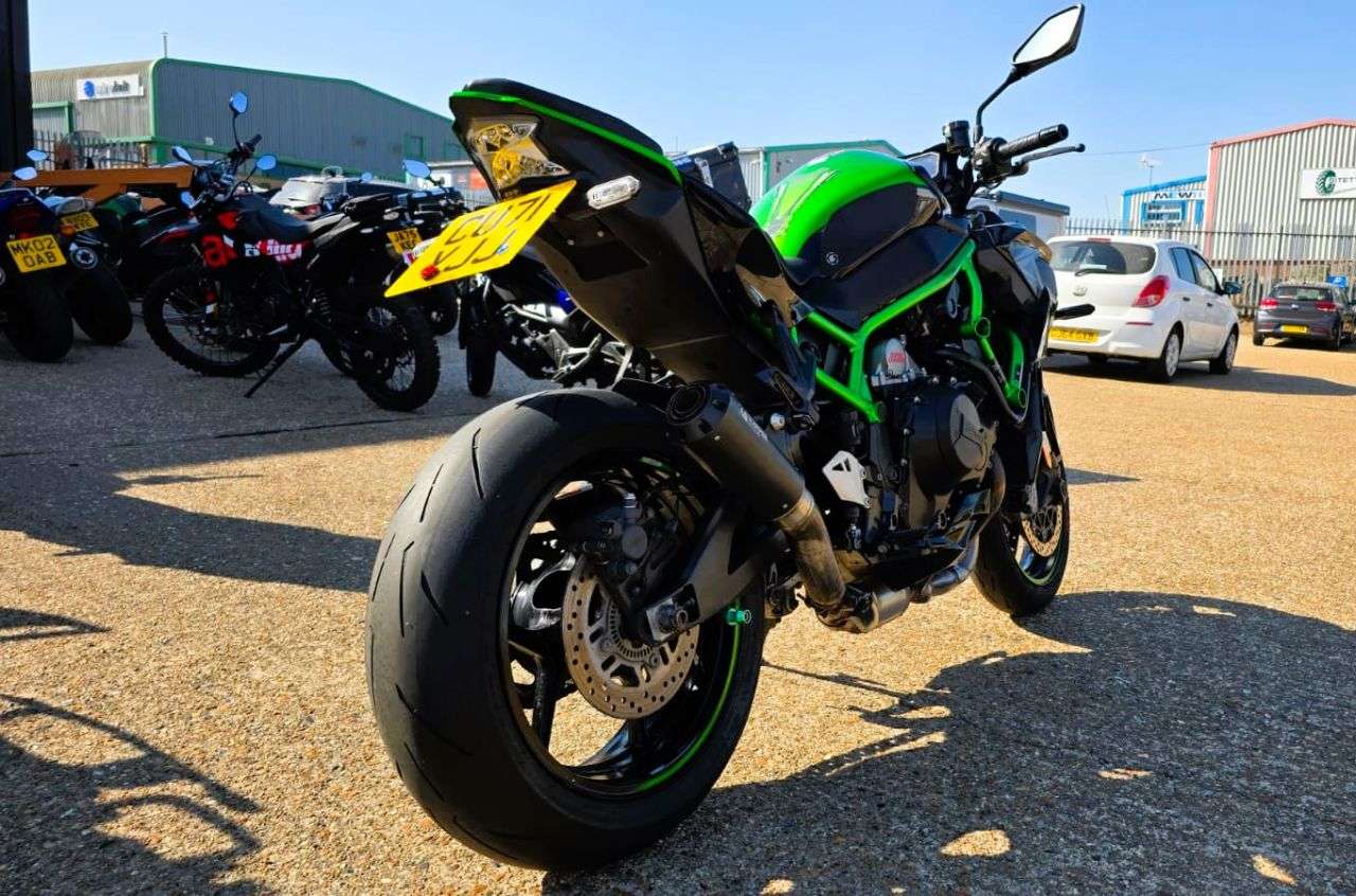 A 2021 KAWASAKI Z H2 - BUY ONLINE 24 HRS A DAY - FINANCE AVAILABLE - ALL TYPES OF CREDIT ACCEPTE A 2021 KAWASAKI Z H2 - BUY ONLINE 24 HRS A DAY - FINANCE AVAILABLE - ALL TYPES OF CREDIT ACCEPTE