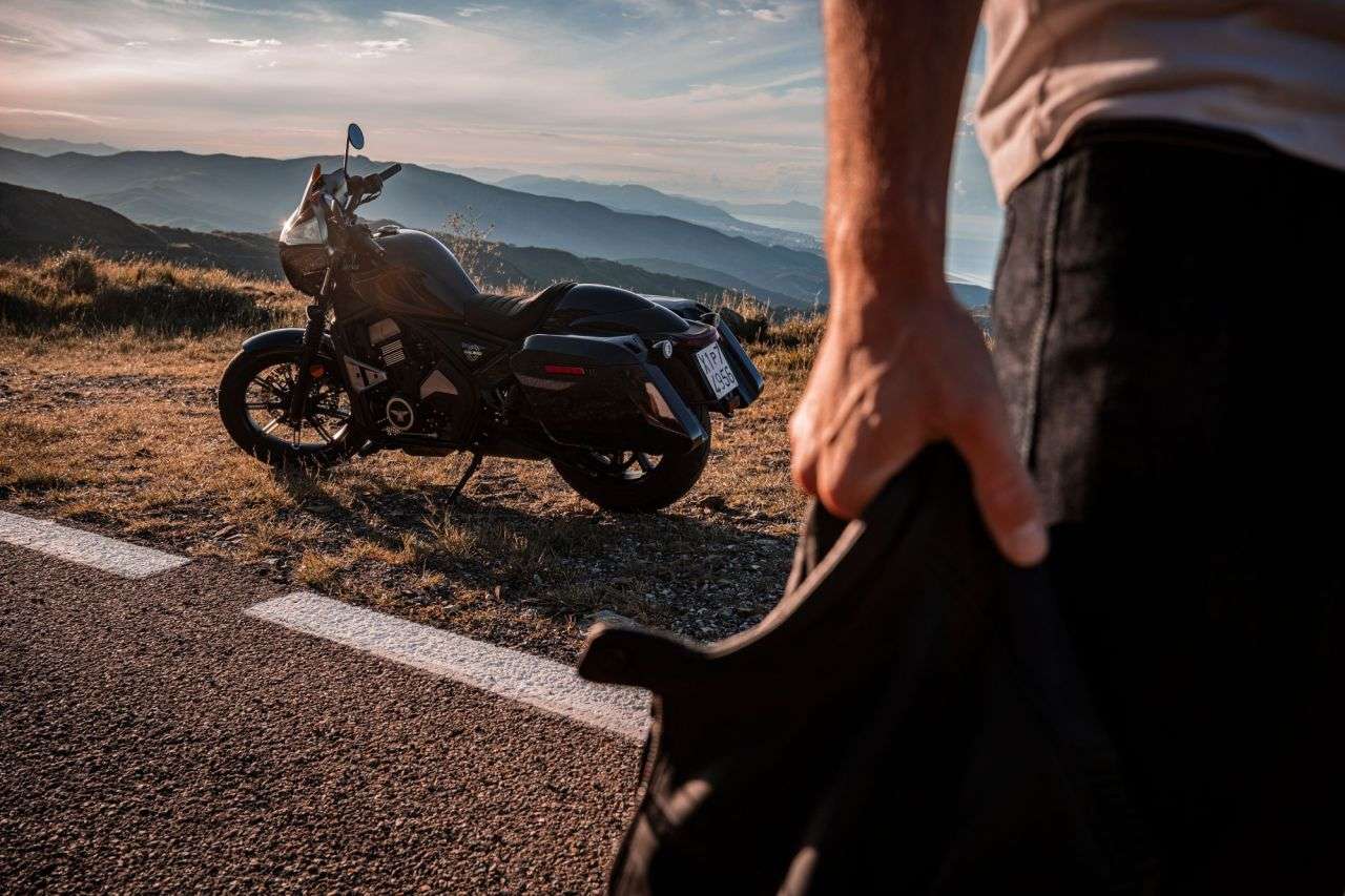2026 MOTO MORINI CALIBRO BAGGER 2026 MOTO MORINI CALIBRO BAGGER