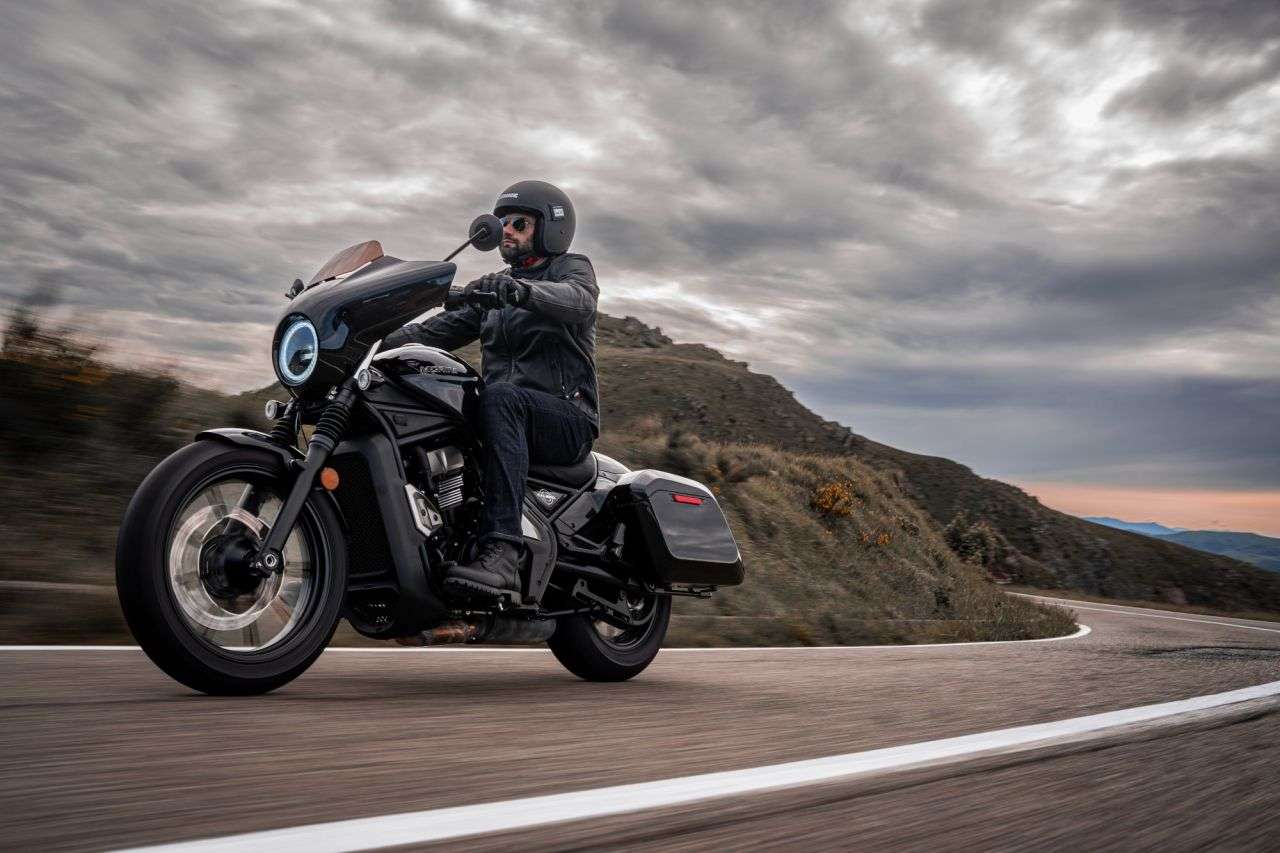 2026 MOTO MORINI CALIBRO BAGGER 2026 MOTO MORINI CALIBRO BAGGER
