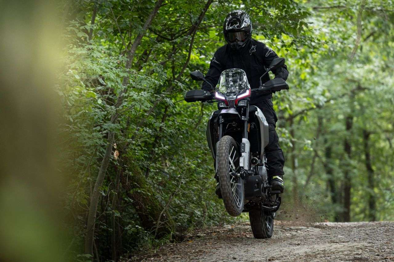 2026 MOTO MORINI ALLTRHIKE 450 2026 MOTO MORINI ALLTRHIKE 450