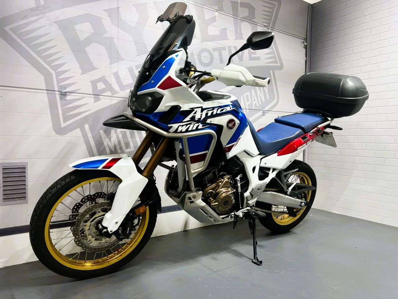 2019 HONDA CRF1000L AFRICA TWIN 2019 HONDA CRF1000L AFRICA TWIN