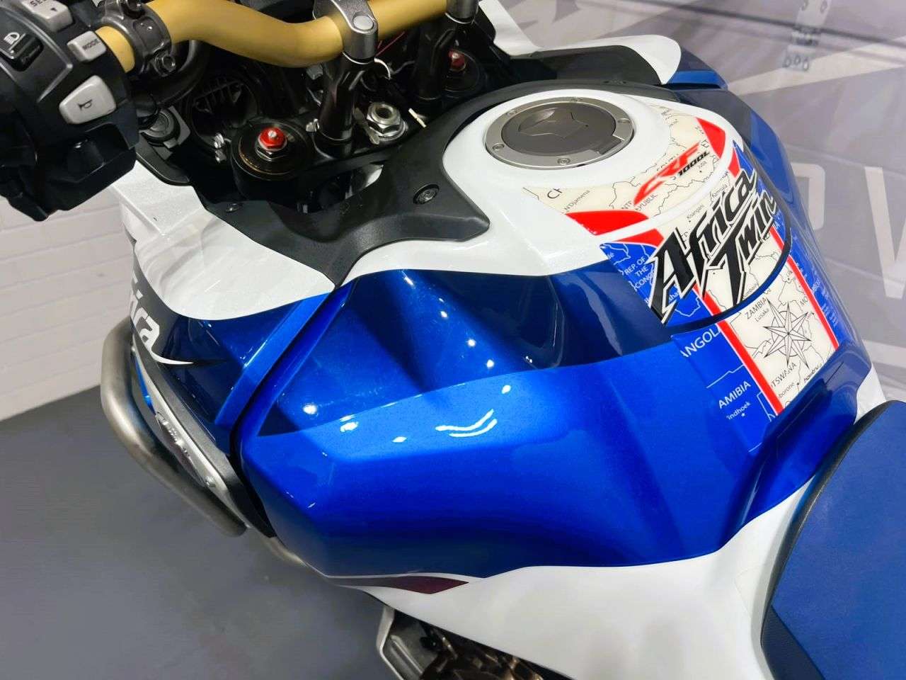 2019 HONDA CRF1000L AFRICA TWIN 2019 HONDA CRF1000L AFRICA TWIN