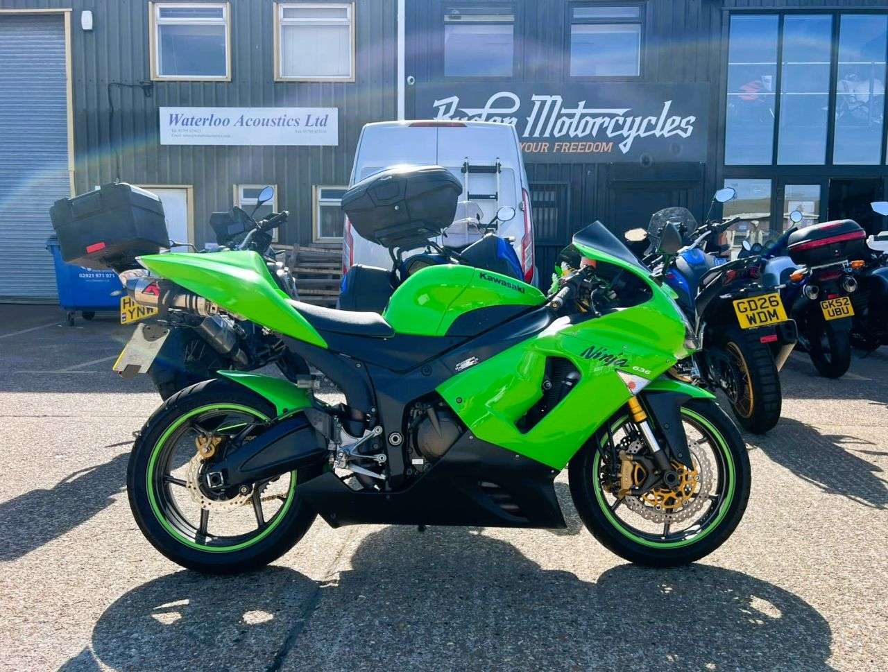A 2006 KAWASAKI NINJA ZX-6R - BUY ONLINE 24 HRS A DAY - FINANCE AVAILABLE - ALL TYPES OF CREDIT ACCEPTE A 2006 KAWASAKI NINJA ZX-6R - BUY ONLINE 24 HRS A DAY - FINANCE AVAILABLE - ALL TYPES OF CREDIT ACCEPTE