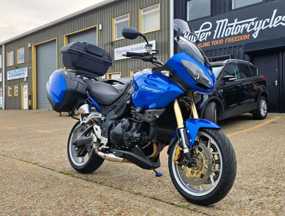 2008 TRIUMPH TIGER 1050 2008 TRIUMPH TIGER 1050