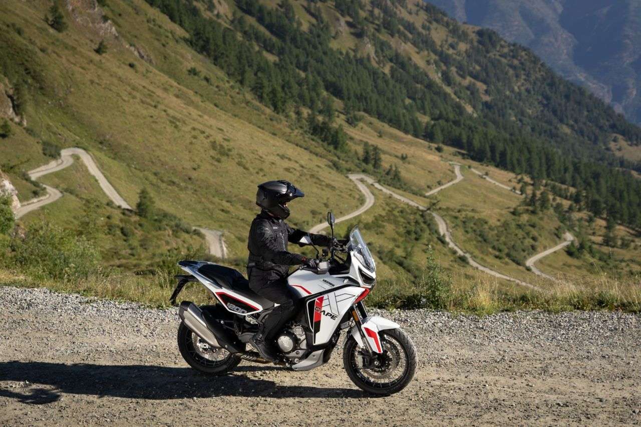 A 2026 MOTO MORINI X-CAPE 1200 (3 COLOUR OPTIONS) - BUY ONLINE 24 HRS A DAY - FINANCE AVAILABLE - ALL TYPE A 2026 MOTO MORINI X-CAPE 1200 (3 COLOUR OPTIONS) - BUY ONLINE 24 HRS A DAY - FINANCE AVAILABLE - ALL TYPE