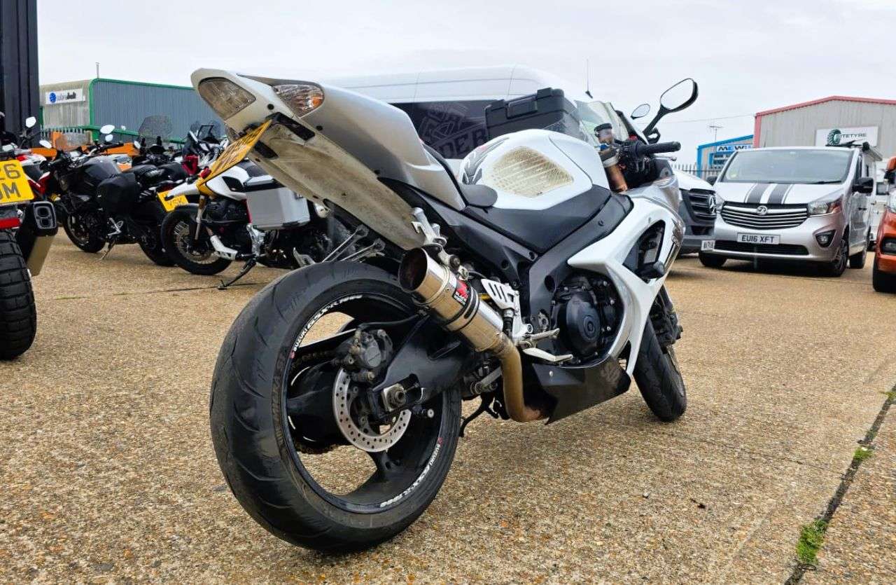 A 2009 SUZUKI GSX-R1000 K8 - BUY ONLINE 24 HRS A DAY - FINANCE AVAILABLE - ALL TYPES OF CREDIT ACCE A 2009 SUZUKI GSX-R1000 K8 - BUY ONLINE 24 HRS A DAY - FINANCE AVAILABLE - ALL TYPES OF CREDIT ACCE