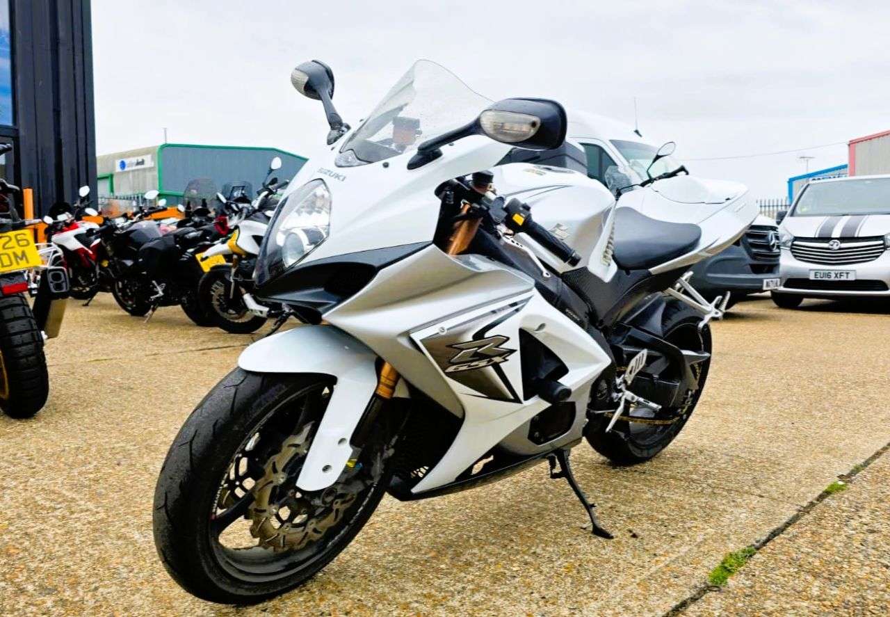 2009 SUZUKI GSX-R1000 2009 SUZUKI GSX-R1000