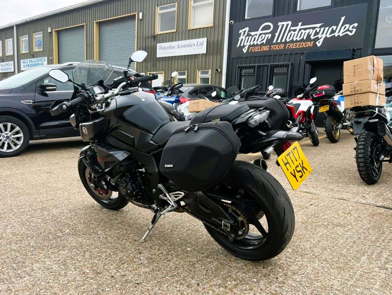 2017 YAMAHA MT-10 2017 YAMAHA MT-10
