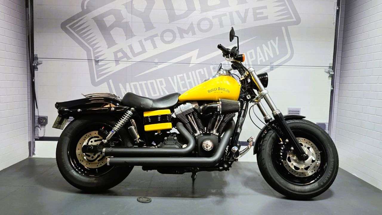 A 2011 HARLEY-DAVIDSON DYNA FAT BOB 1584 - BUY ONLINE 24 HRS A DAY - FINANCE AVAILABLE - ALL TYPES OF C A 2011 HARLEY-DAVIDSON DYNA FAT BOB 1584 - BUY ONLINE 24 HRS A DAY - FINANCE AVAILABLE - ALL TYPES OF C