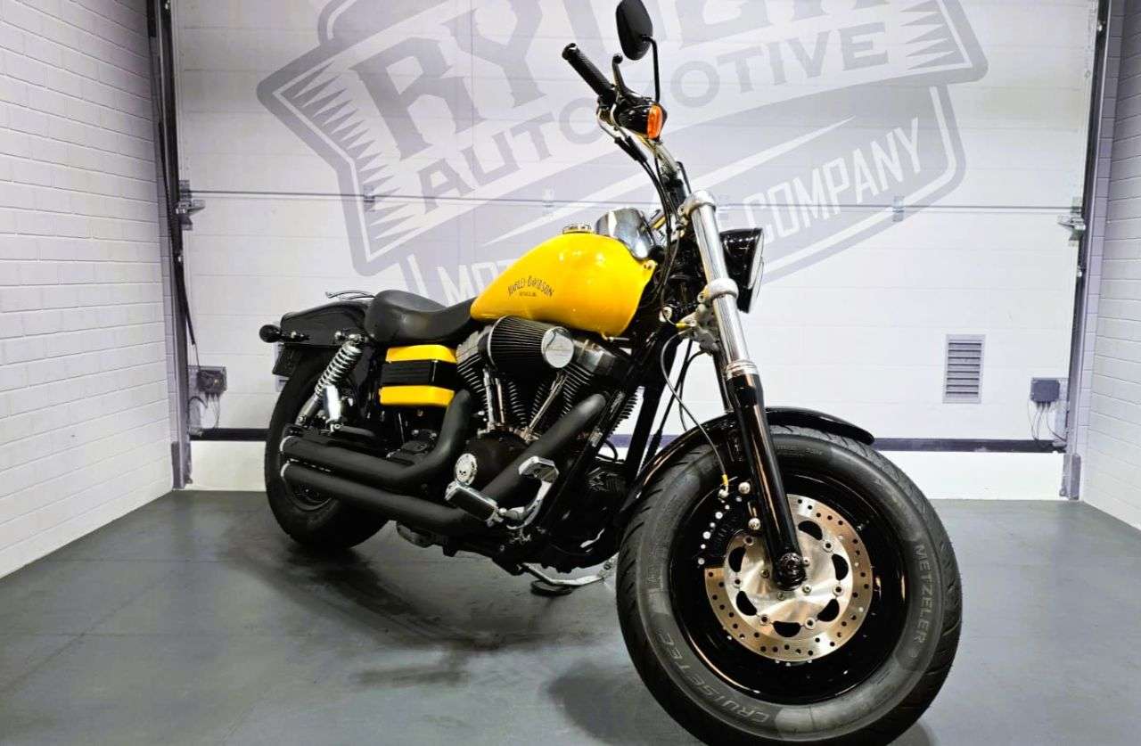 2011 HARLEY-DAVIDSON DYNA 2011 HARLEY-DAVIDSON DYNA