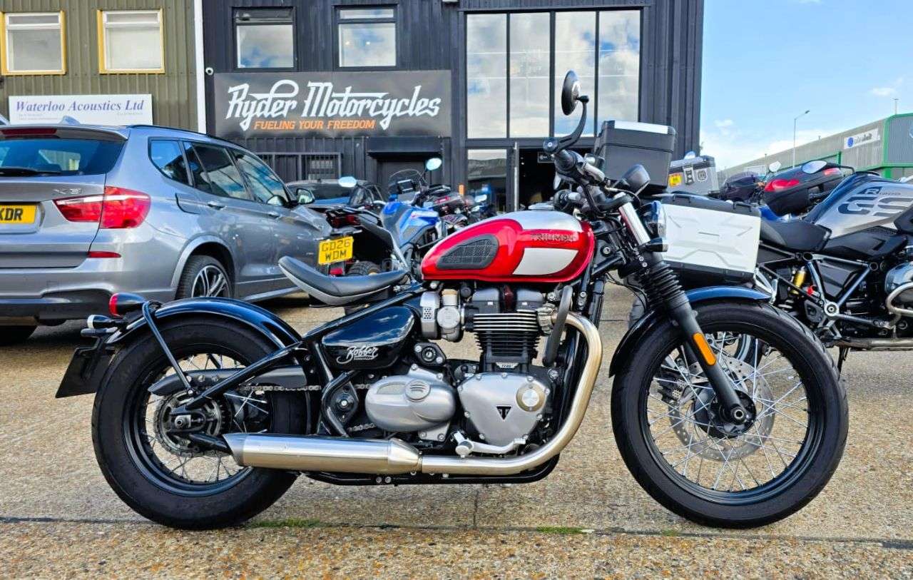 A 2017 TRIUMPH BOBBER 1200 - BUY ONLINE 24 HRS A DAY - FINANCE AVAILABLE - ALL TYPES OF CREDIT AC A 2017 TRIUMPH BOBBER 1200 - BUY ONLINE 24 HRS A DAY - FINANCE AVAILABLE - ALL TYPES OF CREDIT AC