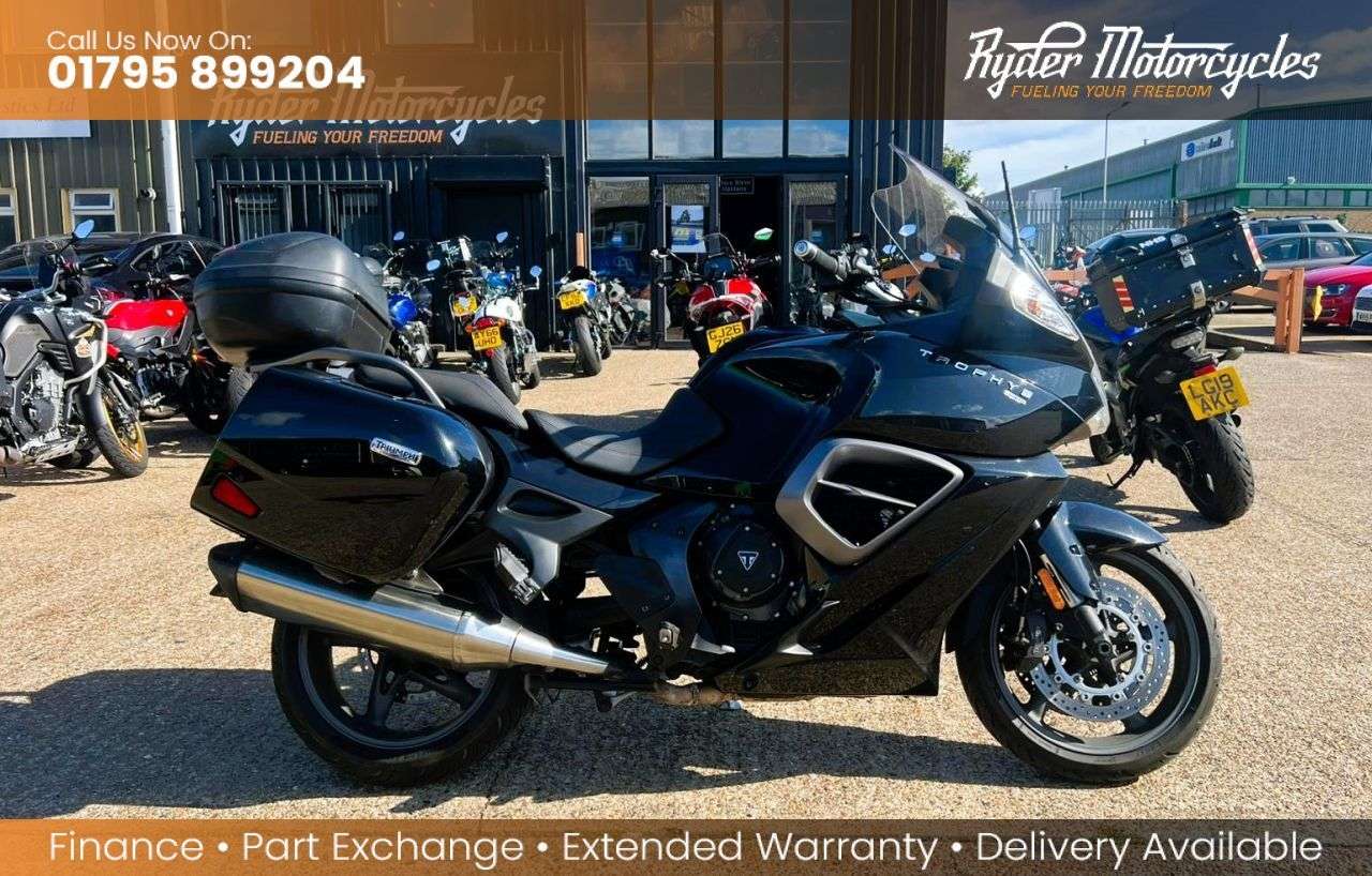 A 2016 TRIUMPH TROPHY 1200 SE - BUY ONLINE 24 HRS A DAY - FINANCE AVAILABLE - ALL TYPES OF CREDIT ACCE A 2016 TRIUMPH TROPHY 1200 SE - BUY ONLINE 24 HRS A DAY - FINANCE AVAILABLE - ALL TYPES OF CREDIT ACCE