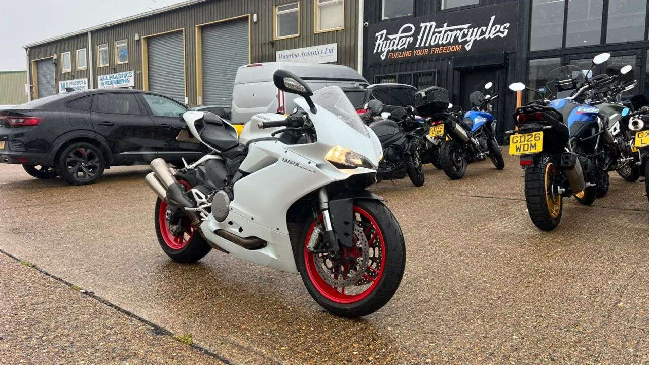 2016 DUCATI 959 PANIGALE 2016 DUCATI 959 PANIGALE