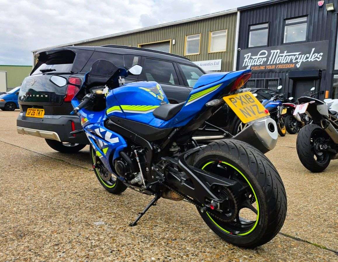 2018 SUZUKI GSX-R1000 2018 SUZUKI GSX-R1000
