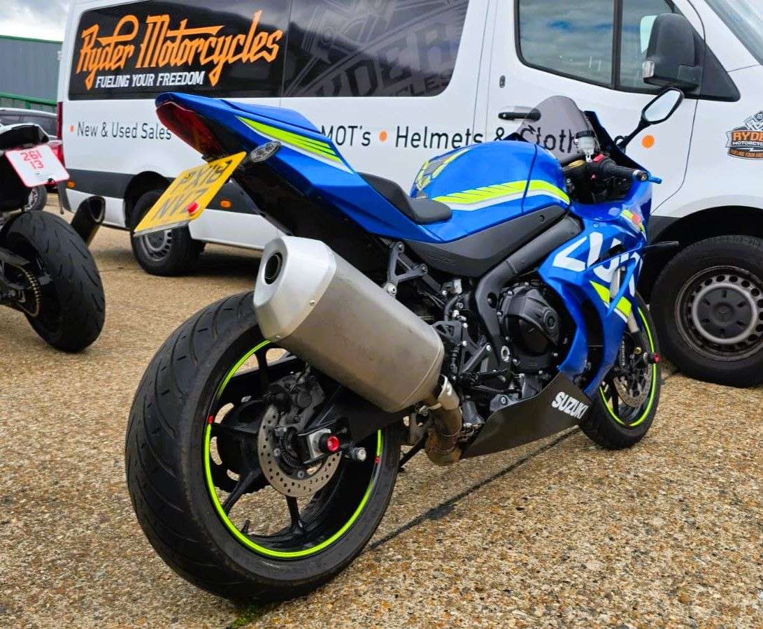 A 2018 SUZUKI GSX-R1000 ABS L7 - BUY ONLINE 24 HRS A DAY - FINANCE AVAILABLE - ALL TYPES OF CREDIT A 2018 SUZUKI GSX-R1000 ABS L7 - BUY ONLINE 24 HRS A DAY - FINANCE AVAILABLE - ALL TYPES OF CREDIT