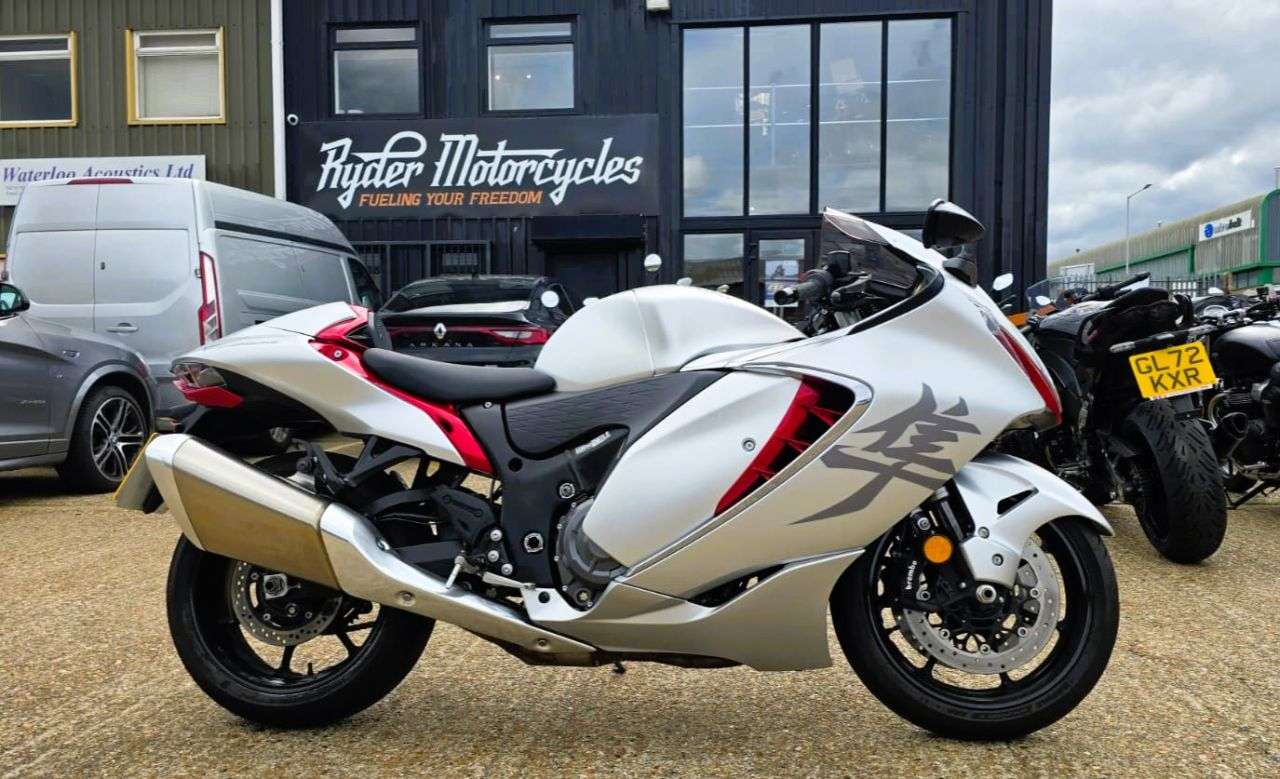 A 2021 SUZUKI GSX1300R HAYABUSA - BUY ONLINE 24 HRS A DAY - FINANCE AVAILABLE - ALL TYPES OF CREDIT ACCEPTE A 2021 SUZUKI GSX1300R HAYABUSA - BUY ONLINE 24 HRS A DAY - FINANCE AVAILABLE - ALL TYPES OF CREDIT ACCEPTE