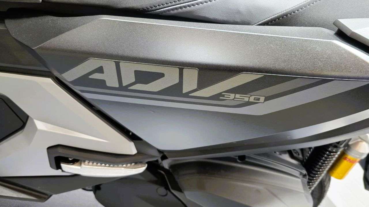 2025 HONDA ADV 350 2025 HONDA ADV 350