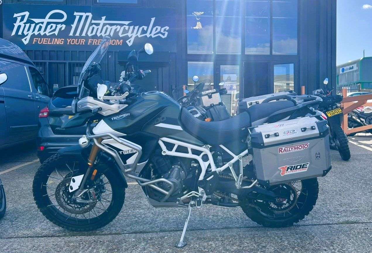 2021 TRIUMPH TIGER 900 2021 TRIUMPH TIGER 900
