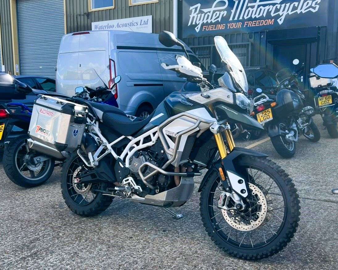 2021 TRIUMPH TIGER 900 2021 TRIUMPH TIGER 900