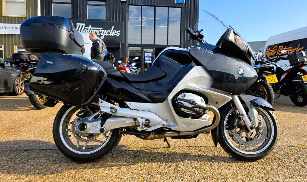 A 2009 BMW R 1200 RT - FINANCE AVAILABLE - ALL TYPES OF CREDIT ACCEPTED WITH BMW OE FULL LUGGAGE A 2009 BMW R 1200 RT - FINANCE AVAILABLE - ALL TYPES OF CREDIT ACCEPTED WITH BMW OE FULL LUGGAGE