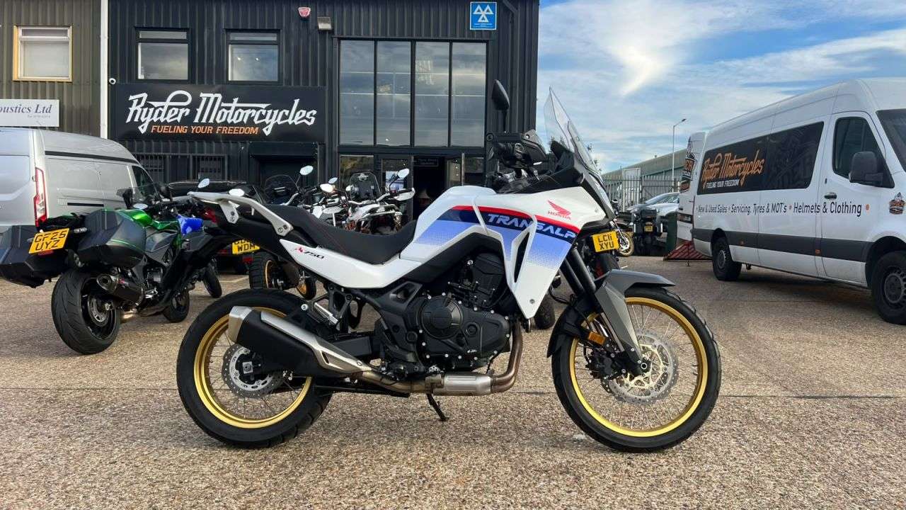 A 2024 HONDA XL750 TRANSALP - BUY ONLINE 24 HRS A DAY - FINANCE AVAILABLE - ALL TYPES OF CREDIT ACCEPTE A 2024 HONDA XL750 TRANSALP - BUY ONLINE 24 HRS A DAY - FINANCE AVAILABLE - ALL TYPES OF CREDIT ACCEPTE