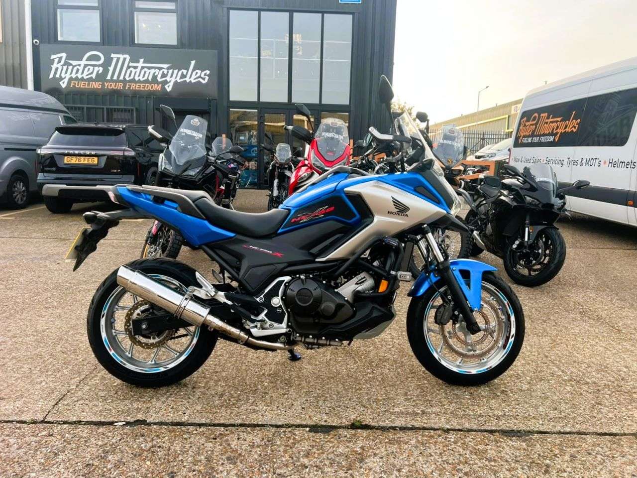 A 2017 HONDA NC750X MANUAL GEARBOX - BUY ONLINE 24 HRS A DAY - FINANCE AVAILABLE - ALL TYPES OF A 2017 HONDA NC750X MANUAL GEARBOX - BUY ONLINE 24 HRS A DAY - FINANCE AVAILABLE - ALL TYPES OF