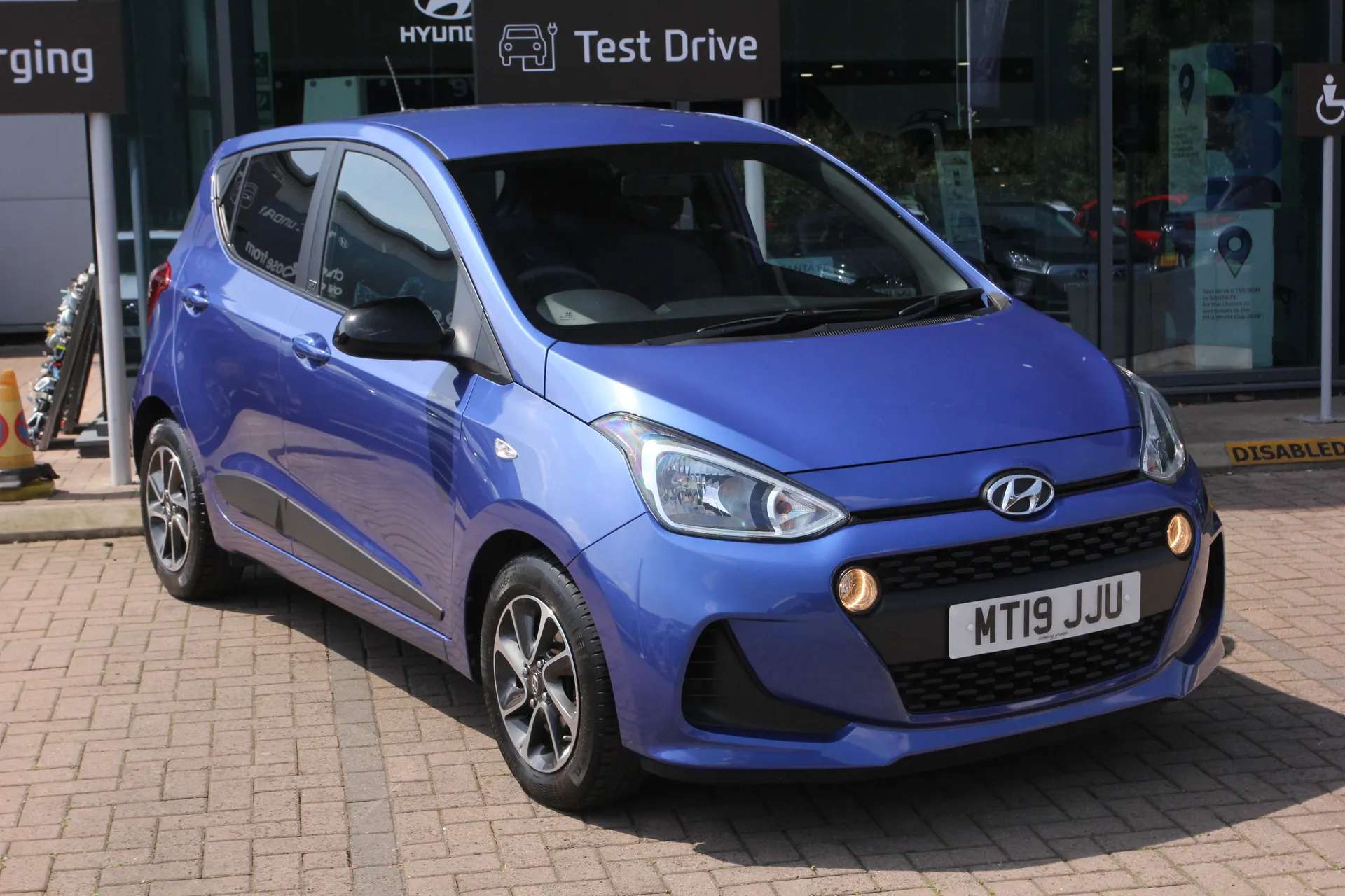 A 2019 HYUNDAI I10 1.0 Go SE 5dr ZERO DEPOSIT FINANCE AVAILABLE A 2019 HYUNDAI I10 1.0 Go SE 5dr ZERO DEPOSIT FINANCE AVAILABLE