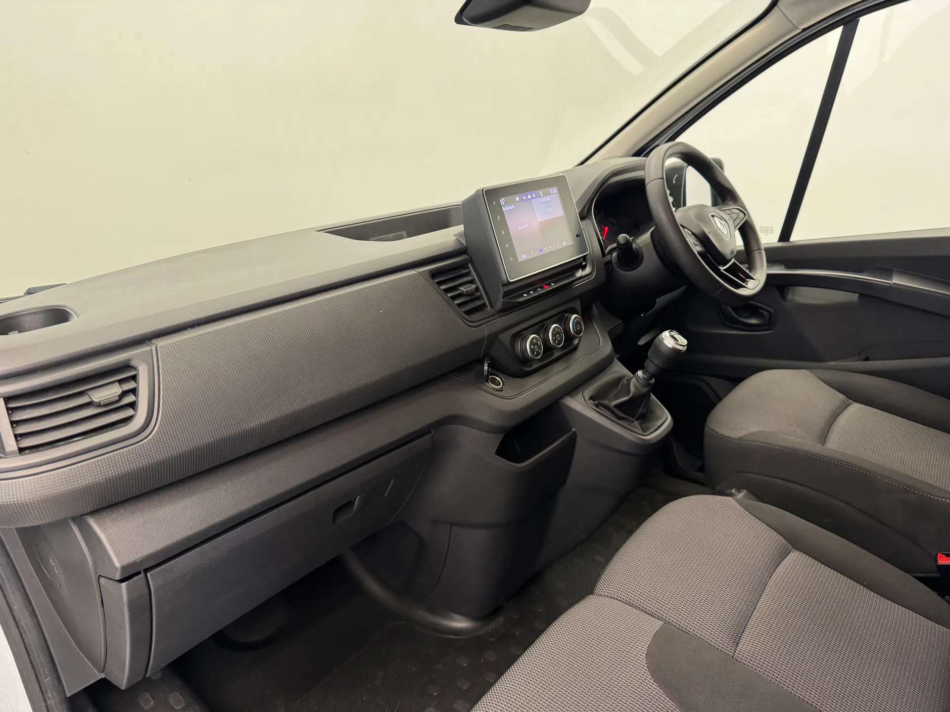 2023 RENAULT TRAFIC 2023 RENAULT TRAFIC