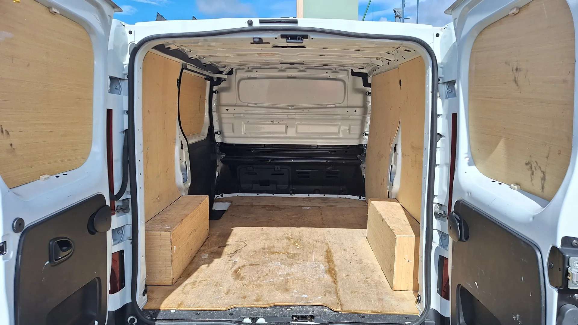 2023 RENAULT TRAFIC 2023 RENAULT TRAFIC