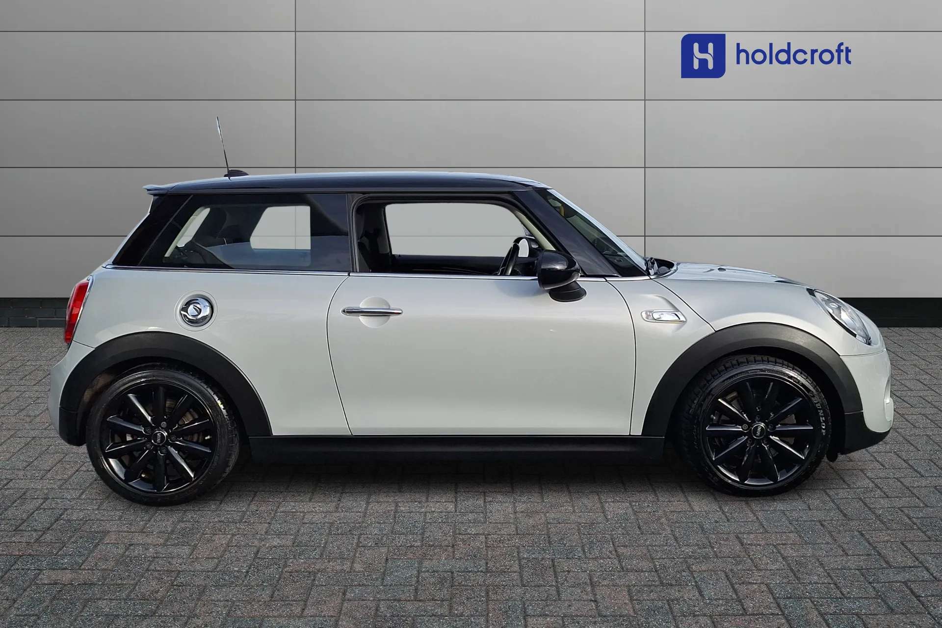 2017 MINI HATCH 2017 MINI HATCH