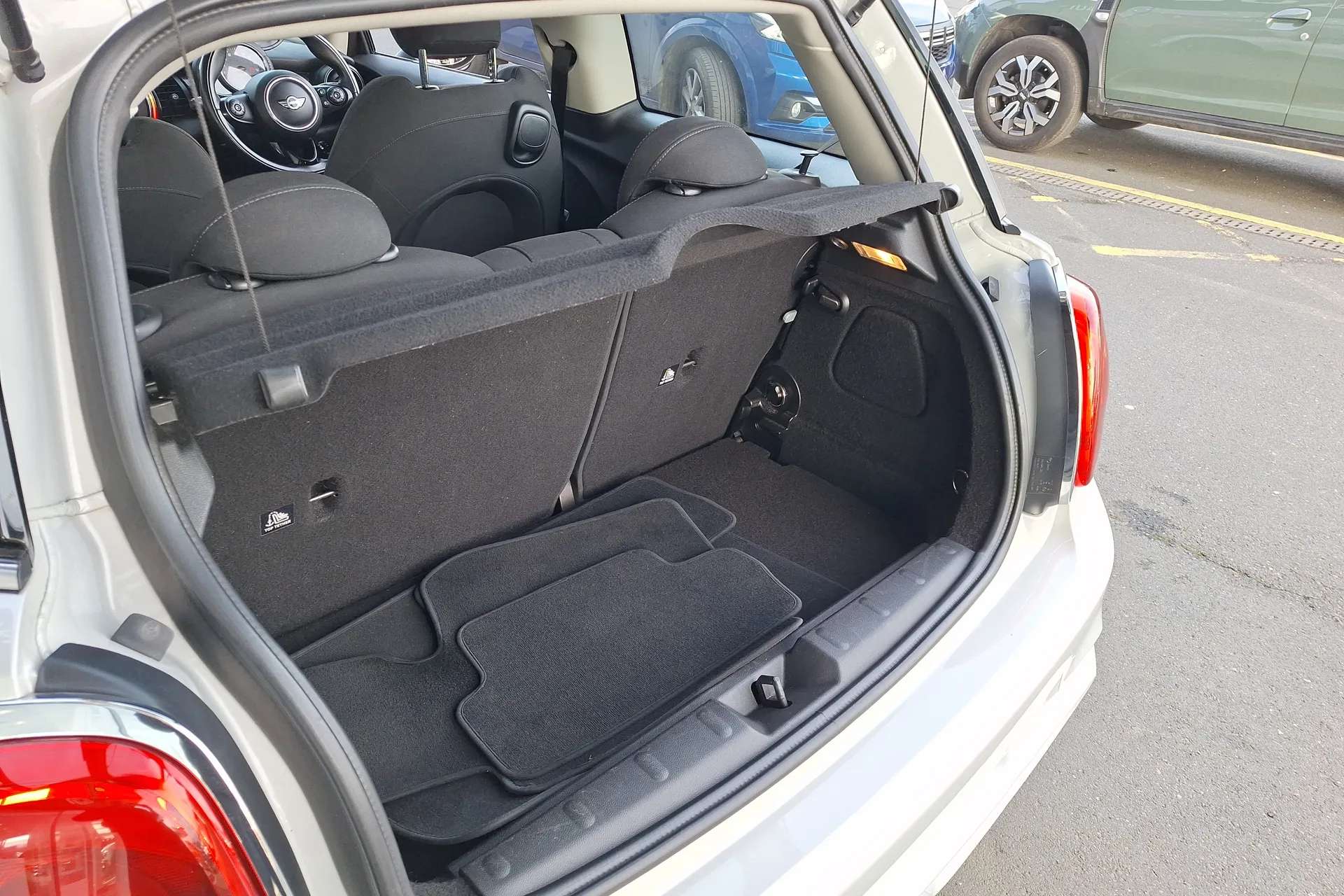 2017 MINI HATCH 2017 MINI HATCH