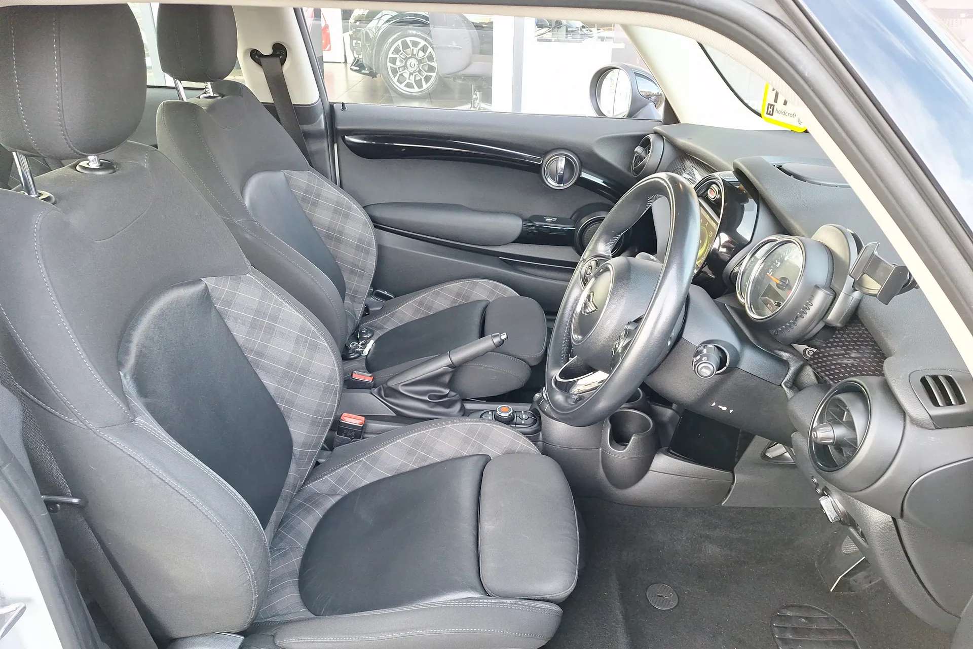 2017 MINI HATCH 2017 MINI HATCH