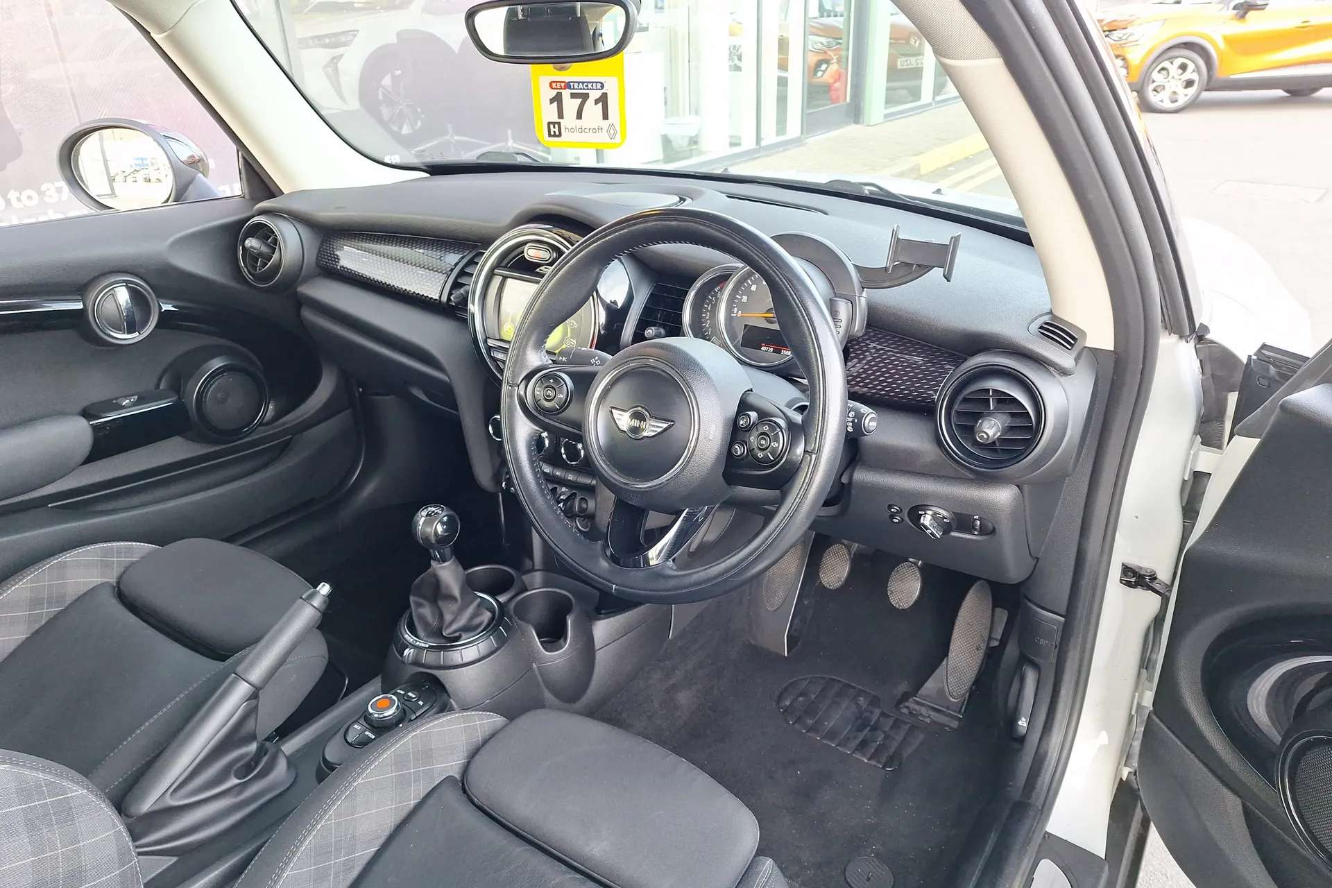 2017 MINI HATCH 2017 MINI HATCH