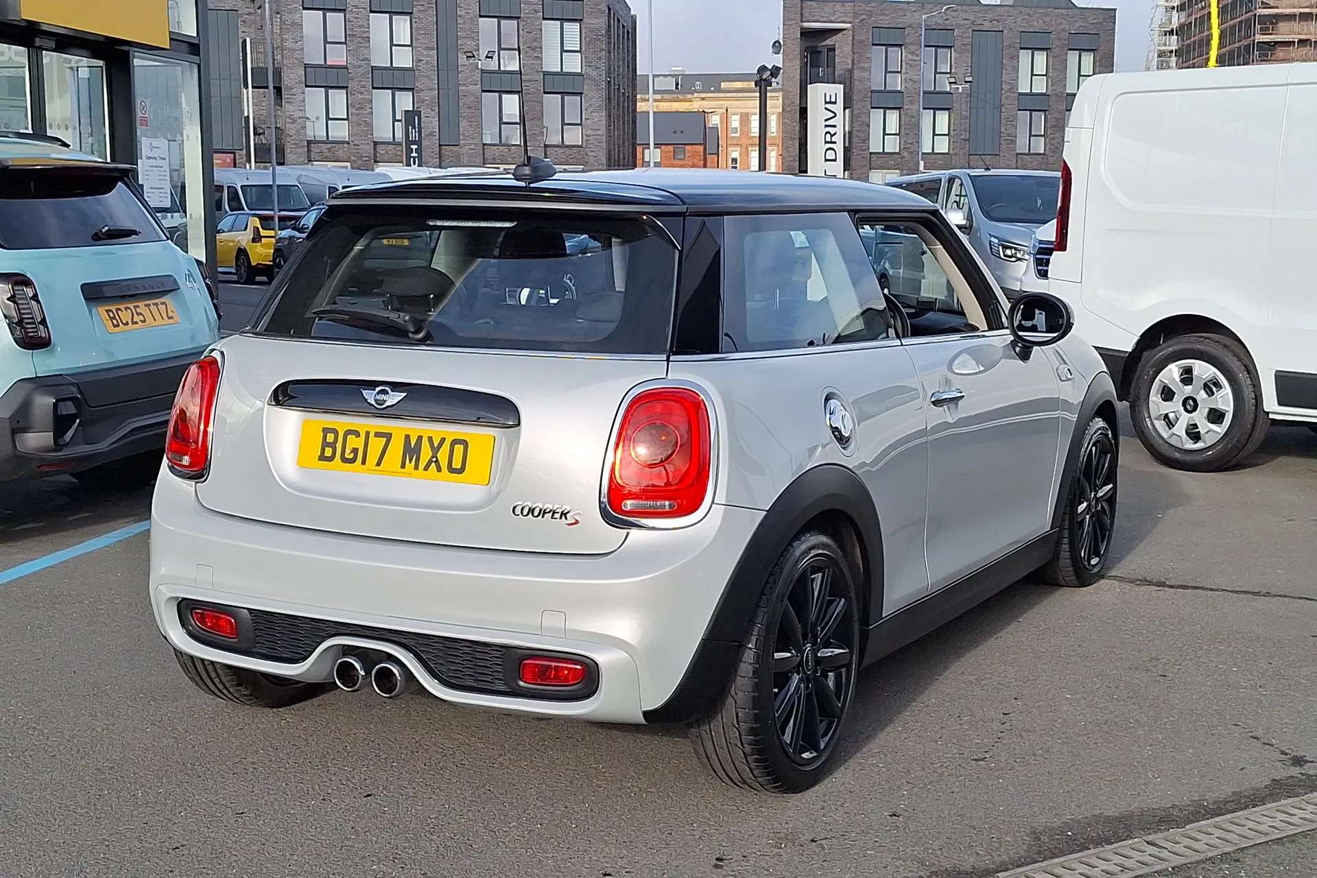 2017 MINI HATCH 2017 MINI HATCH