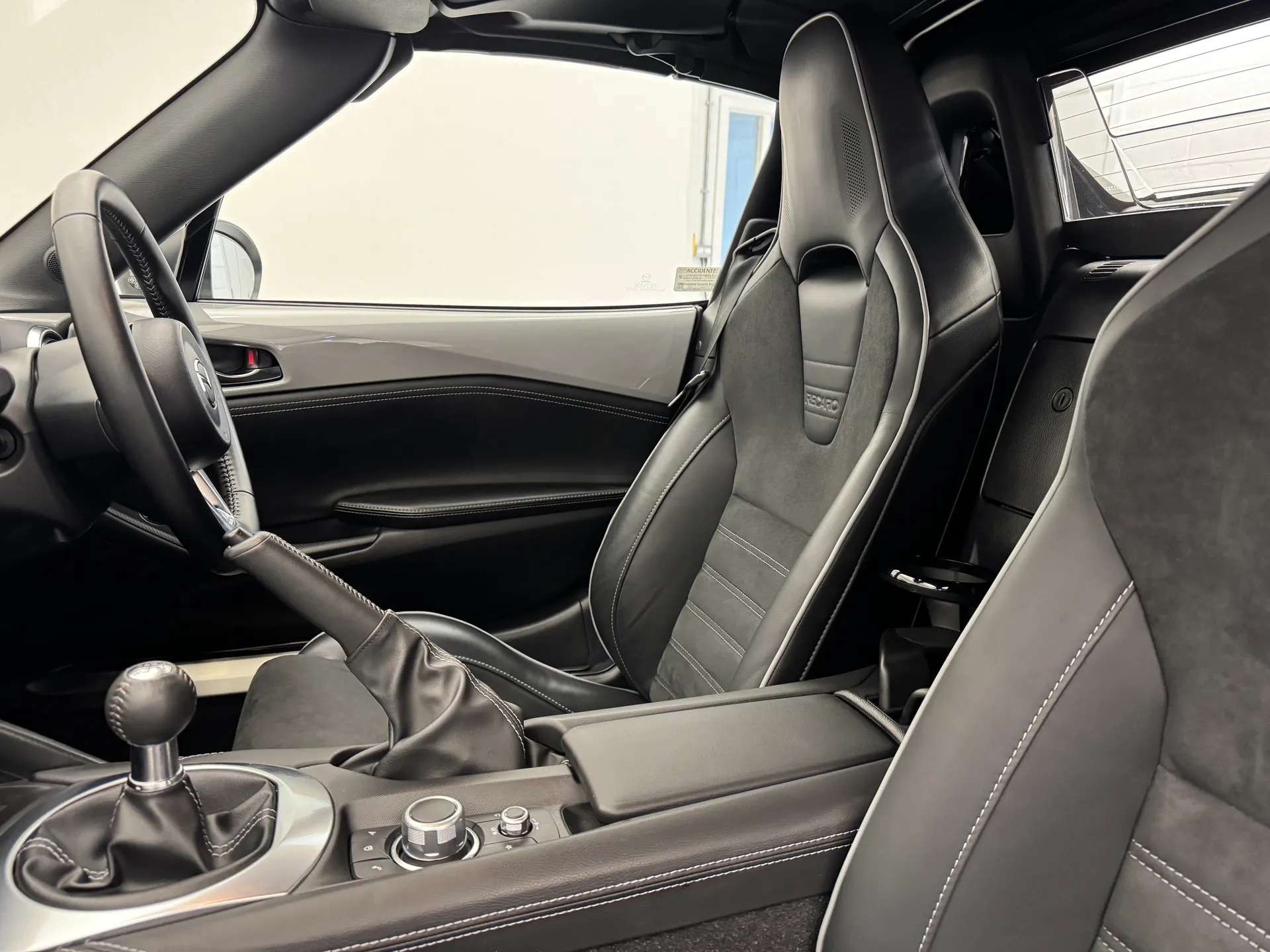 2024 MAZDA MX-5 2024 MAZDA MX-5