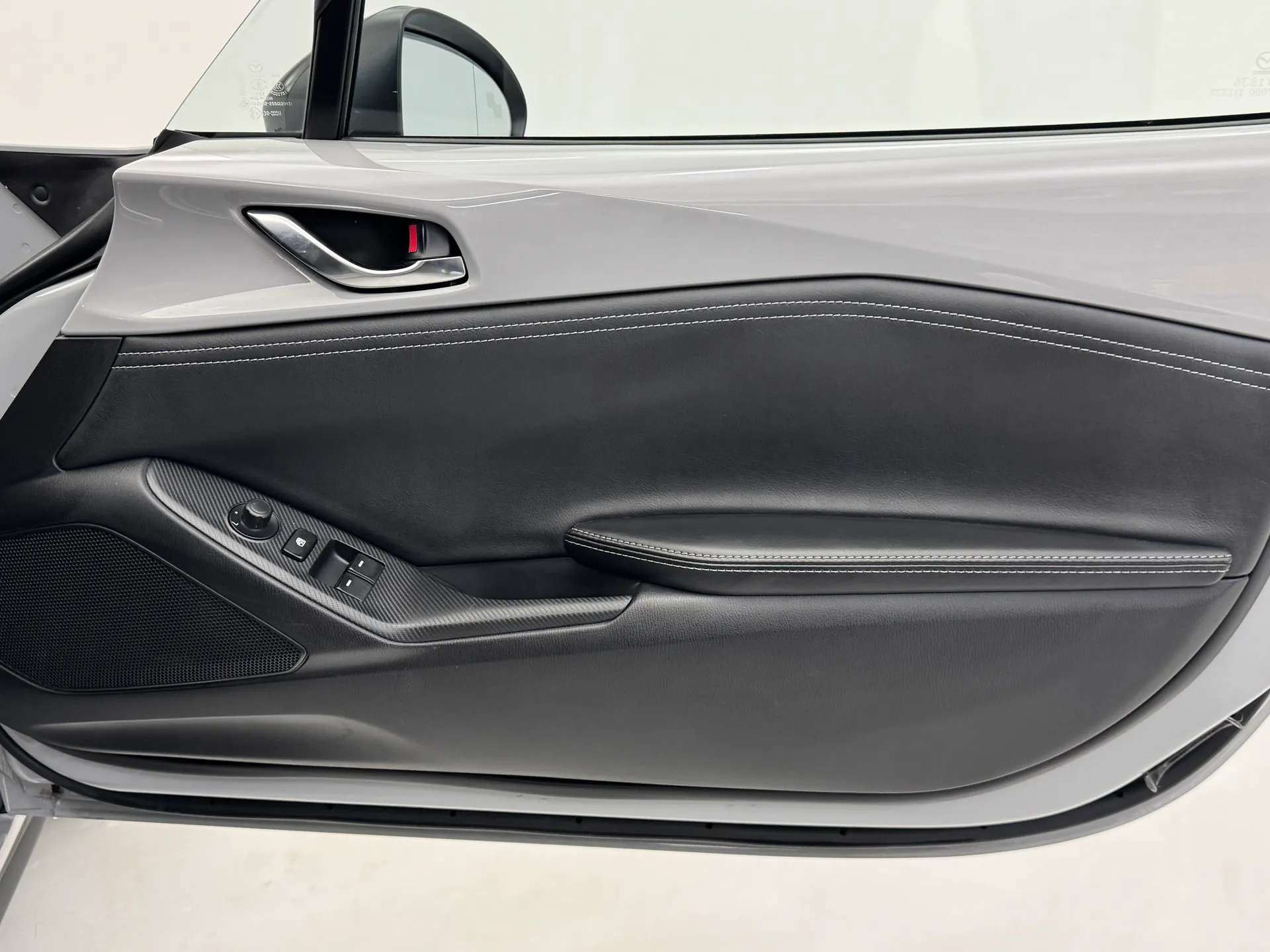 2024 MAZDA MX-5 2024 MAZDA MX-5