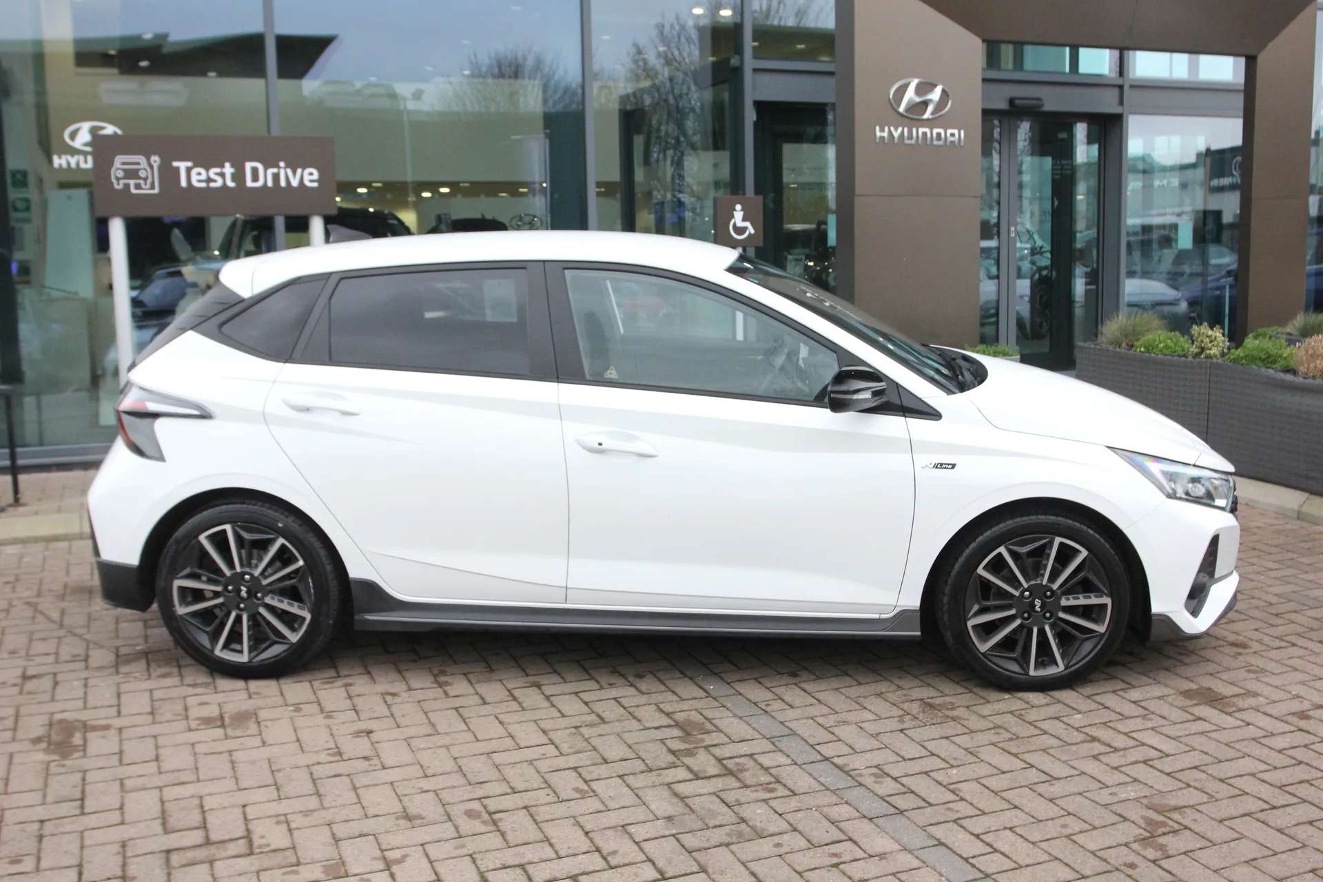 2021 HYUNDAI I20 2021 HYUNDAI I20