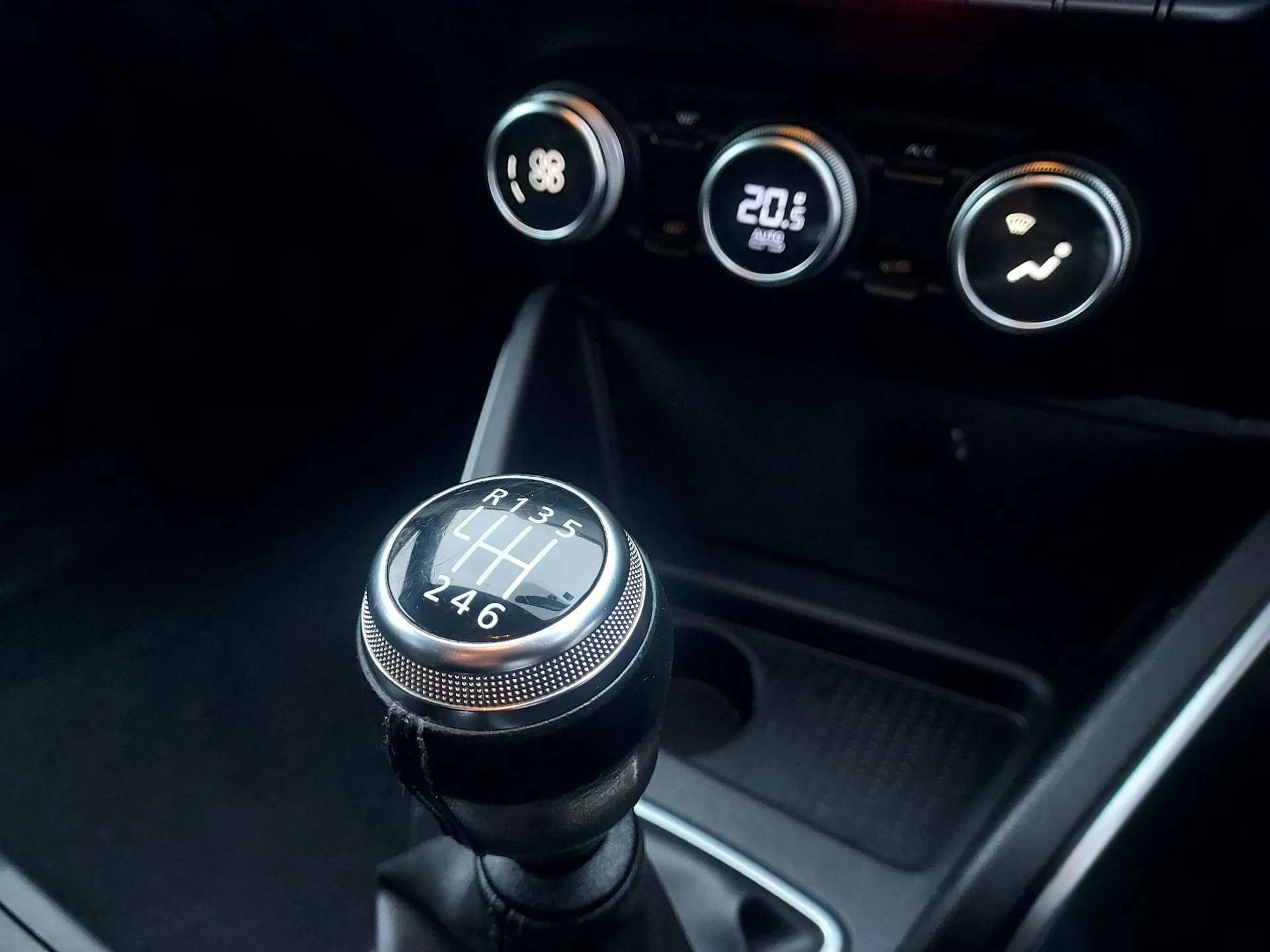 2020 DACIA DUSTER 2020 DACIA DUSTER