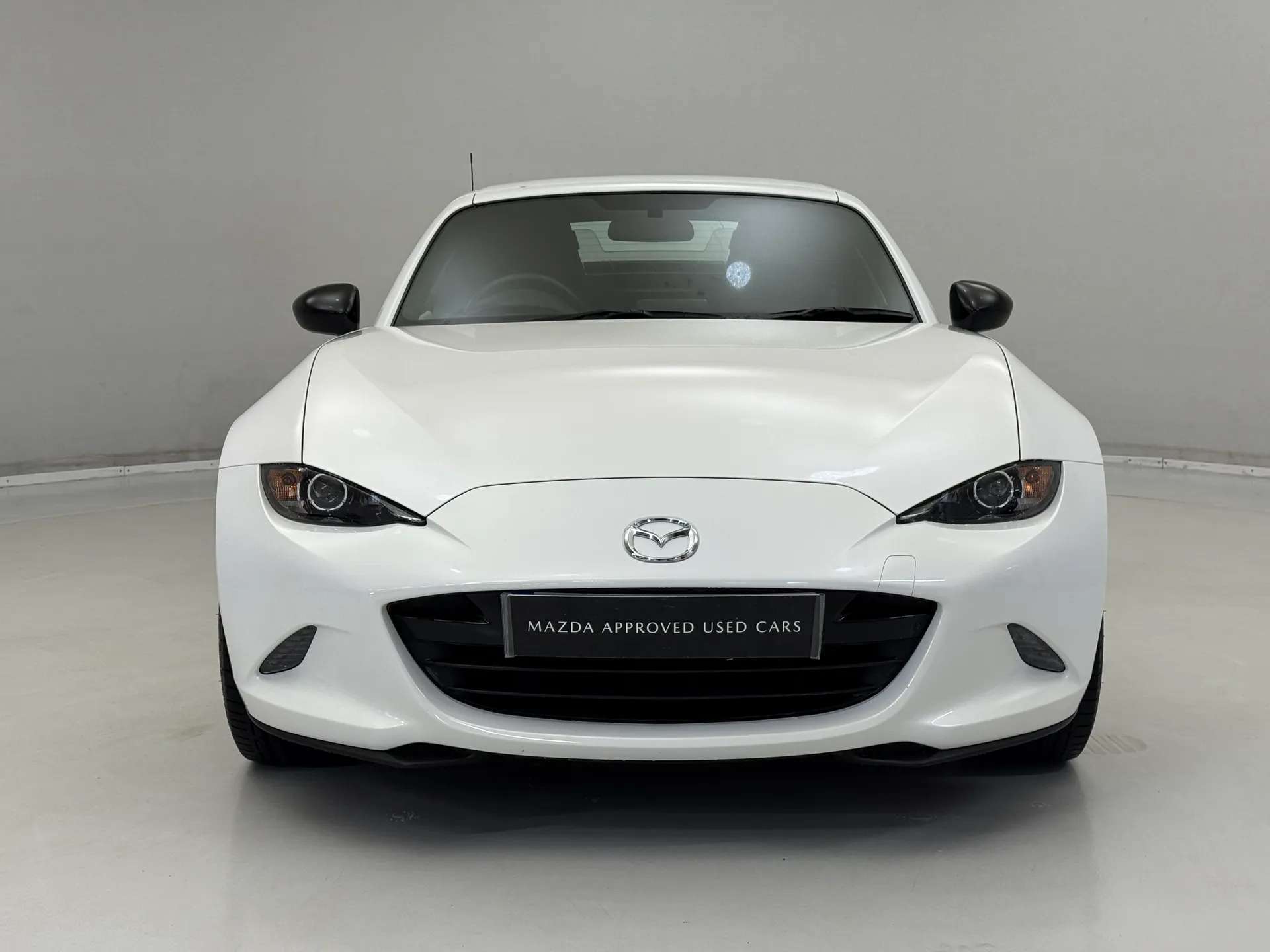 A 2018 MAZDA MX-5 2.0 SE-L Nav 2dr A 2018 MAZDA MX-5 2.0 SE-L Nav 2dr