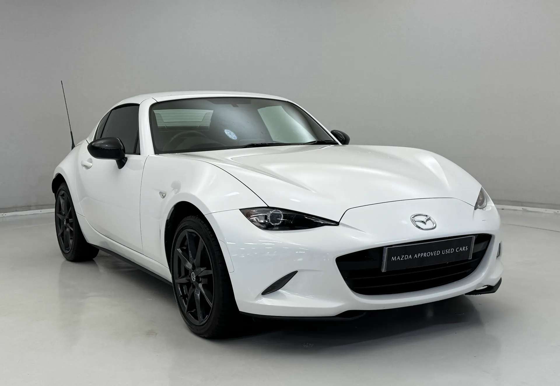 A 2018 MAZDA MX-5 2.0 SE-L Nav 2dr A 2018 MAZDA MX-5 2.0 SE-L Nav 2dr