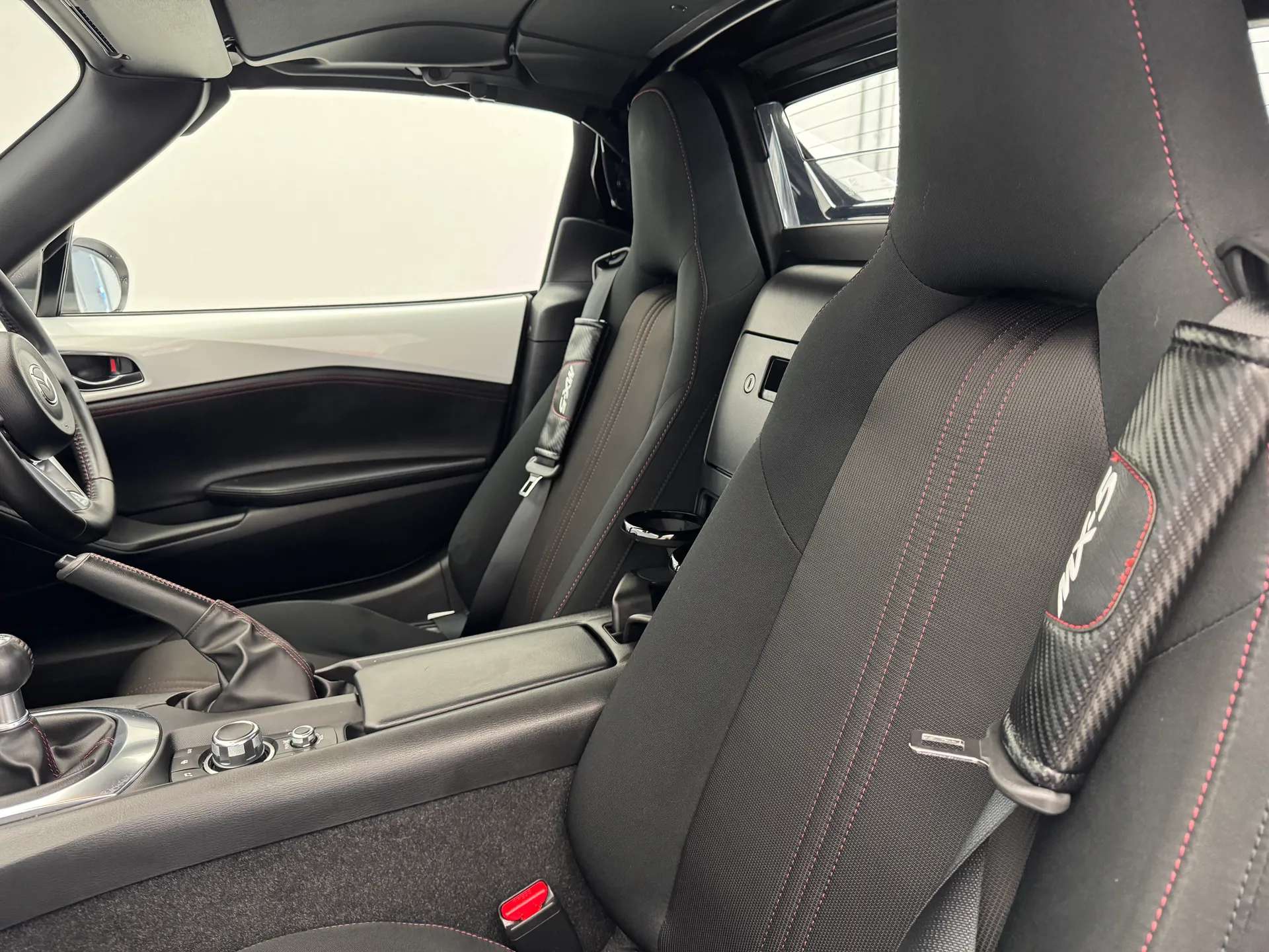 2018 MAZDA MX-5 2018 MAZDA MX-5