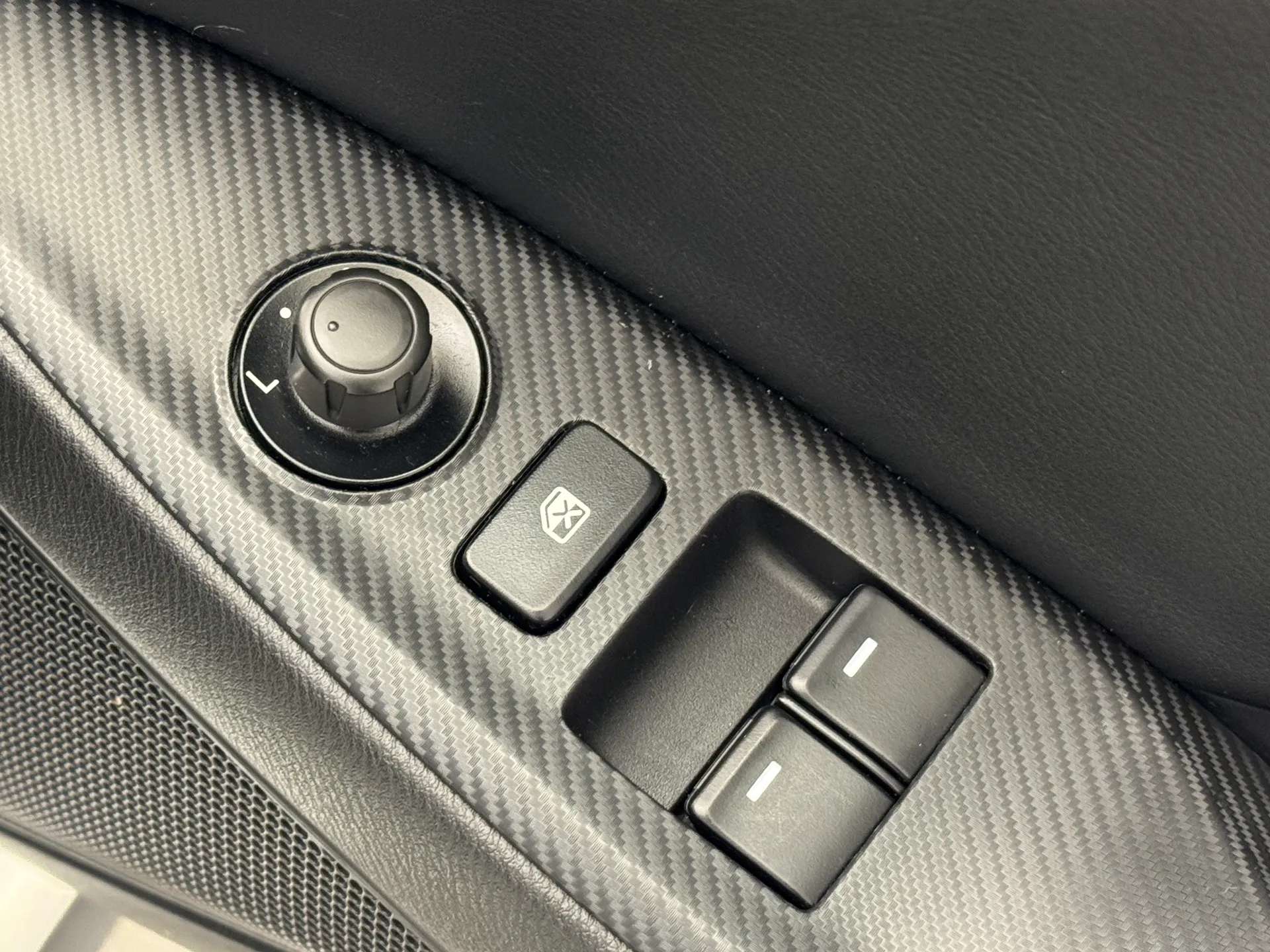 2018 MAZDA MX-5 2018 MAZDA MX-5