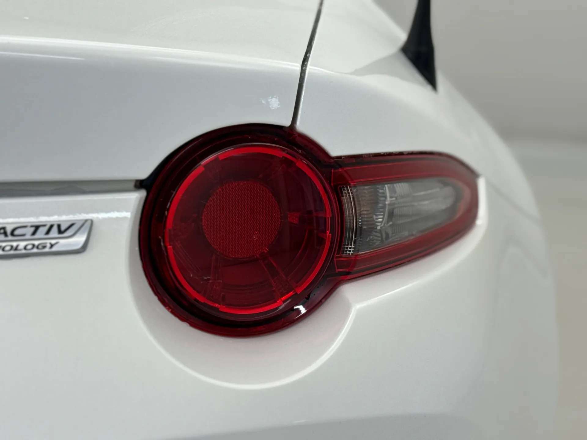 2018 MAZDA MX-5 2018 MAZDA MX-5