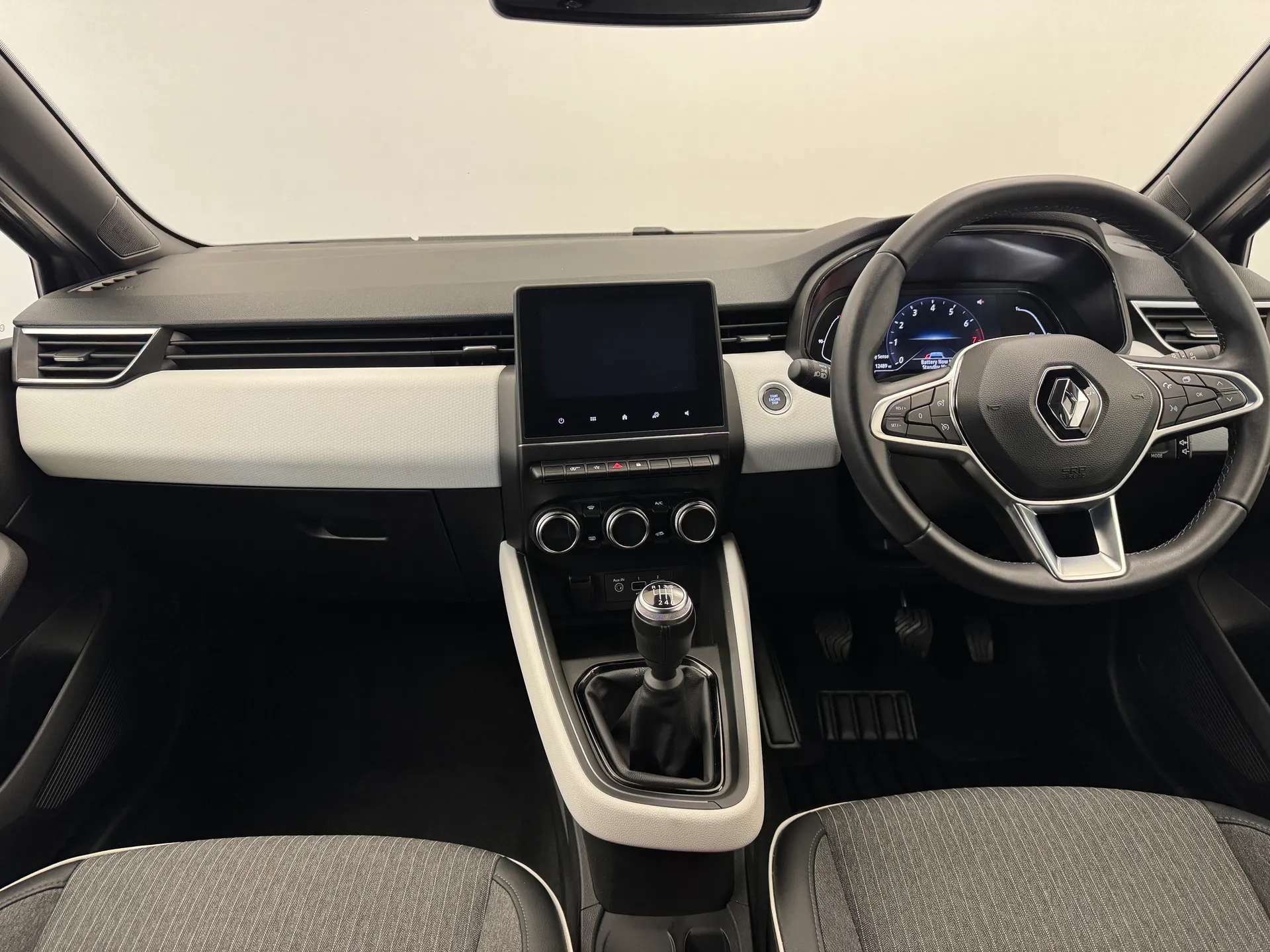 2023 RENAULT CLIO 2023 RENAULT CLIO
